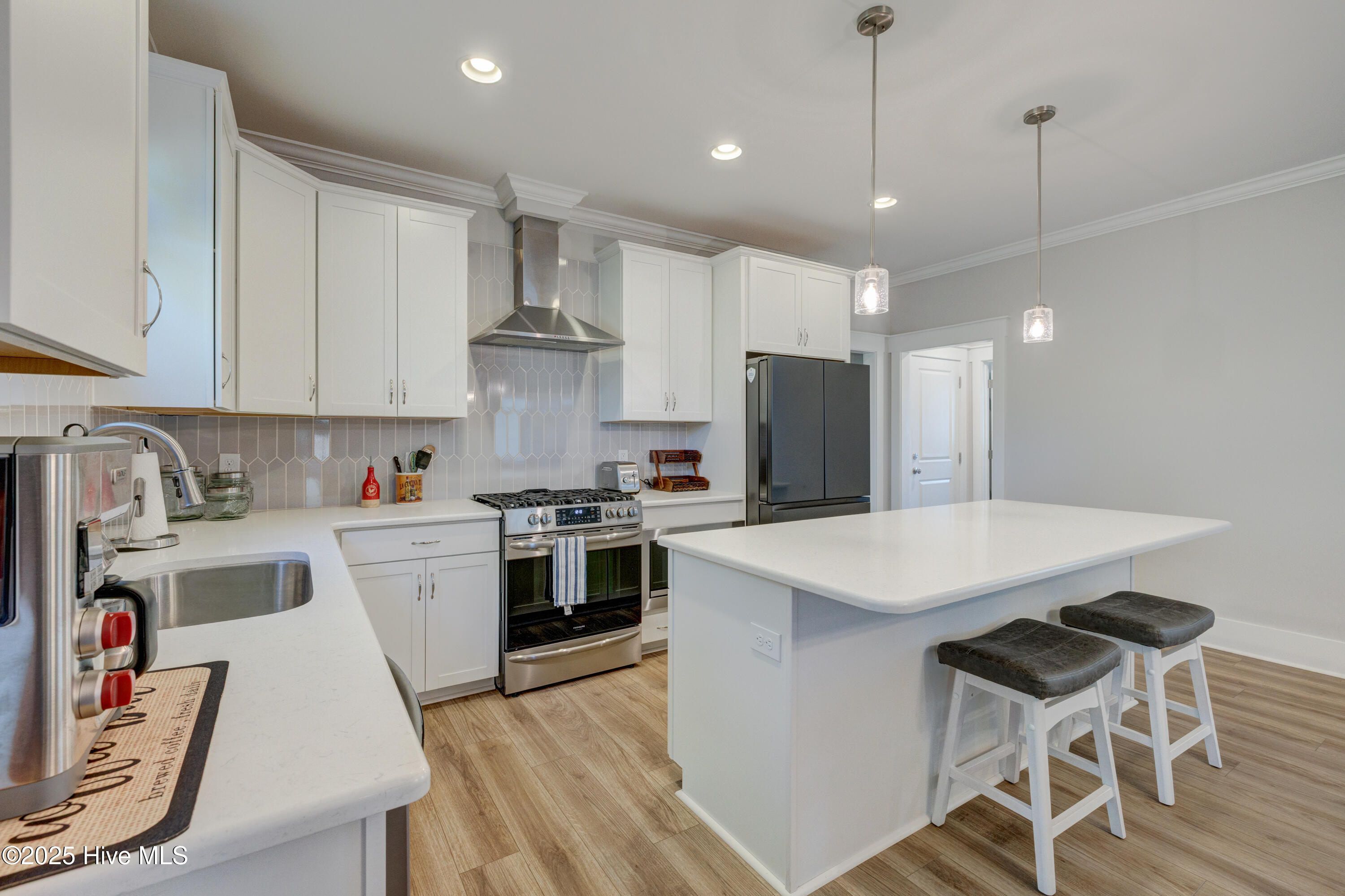 441 Catamaran Drive Property Photo 12