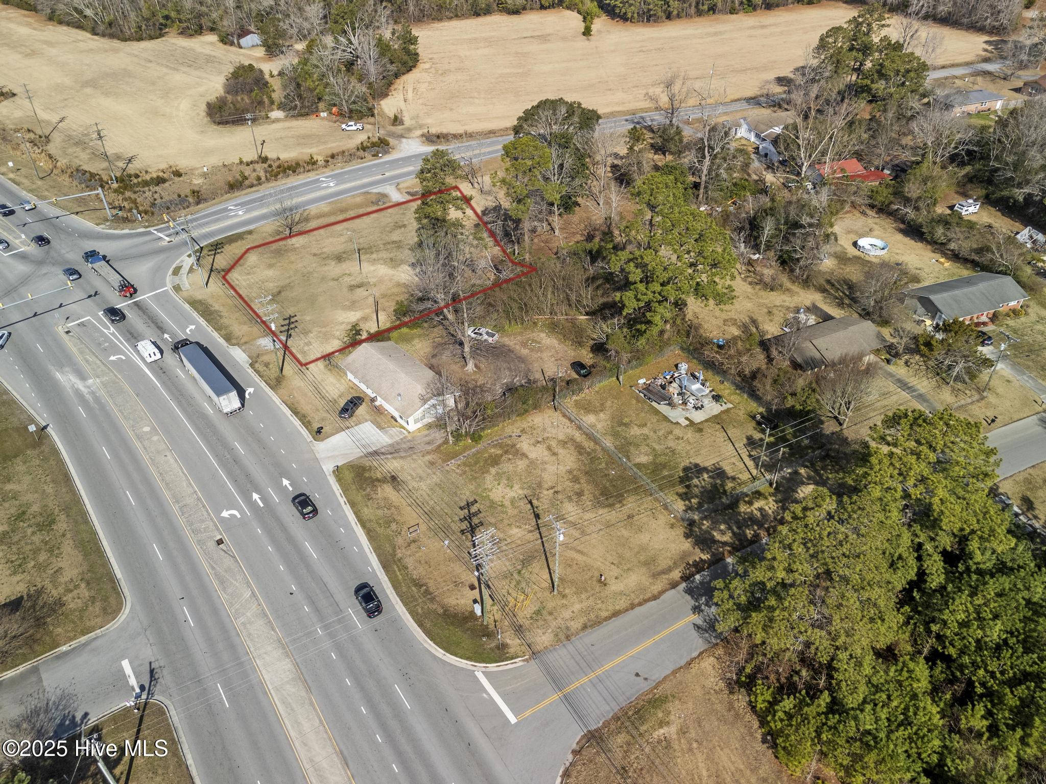 1515 Piney Green Road Property Photo 5