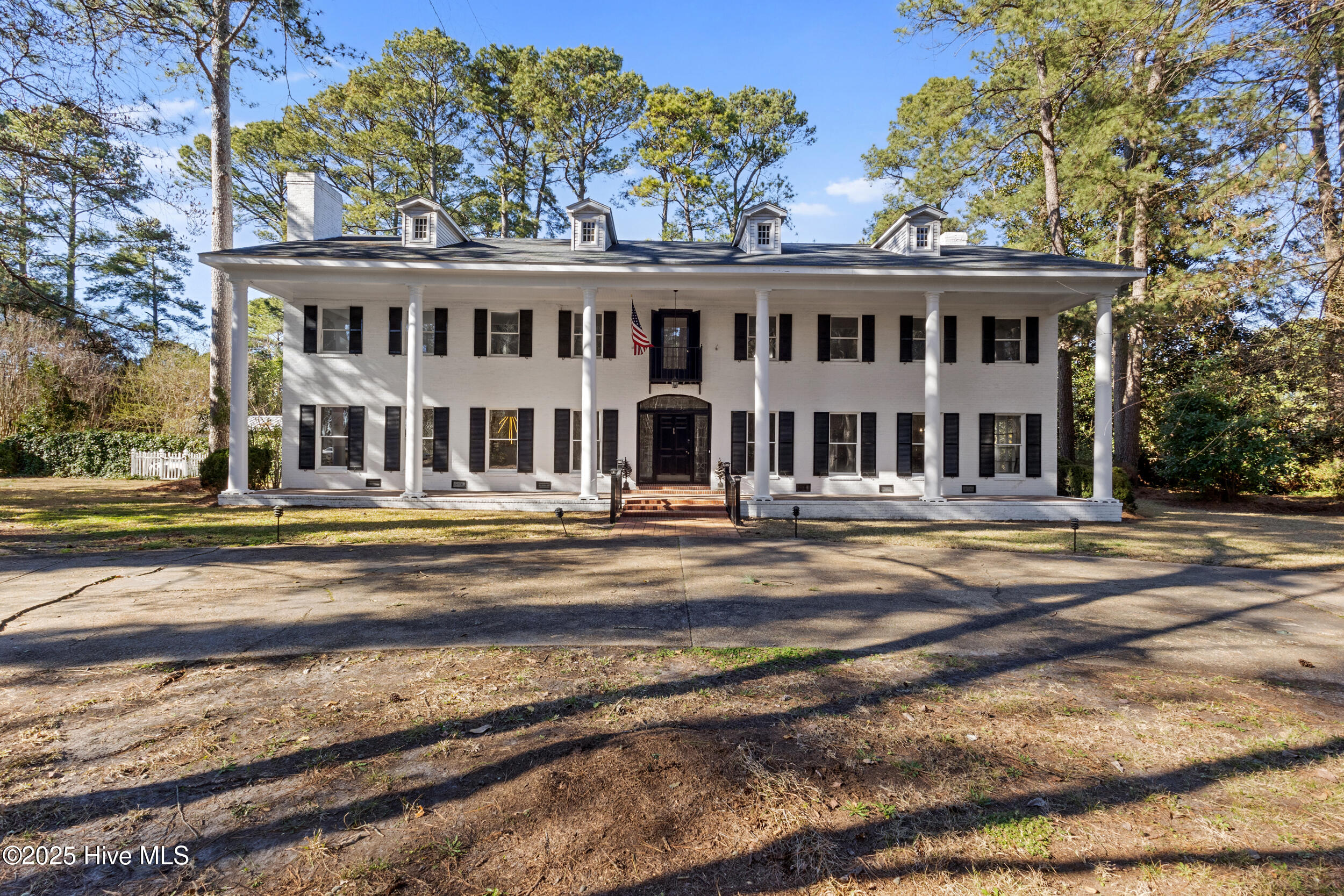 707 Curtis Road Property Photo