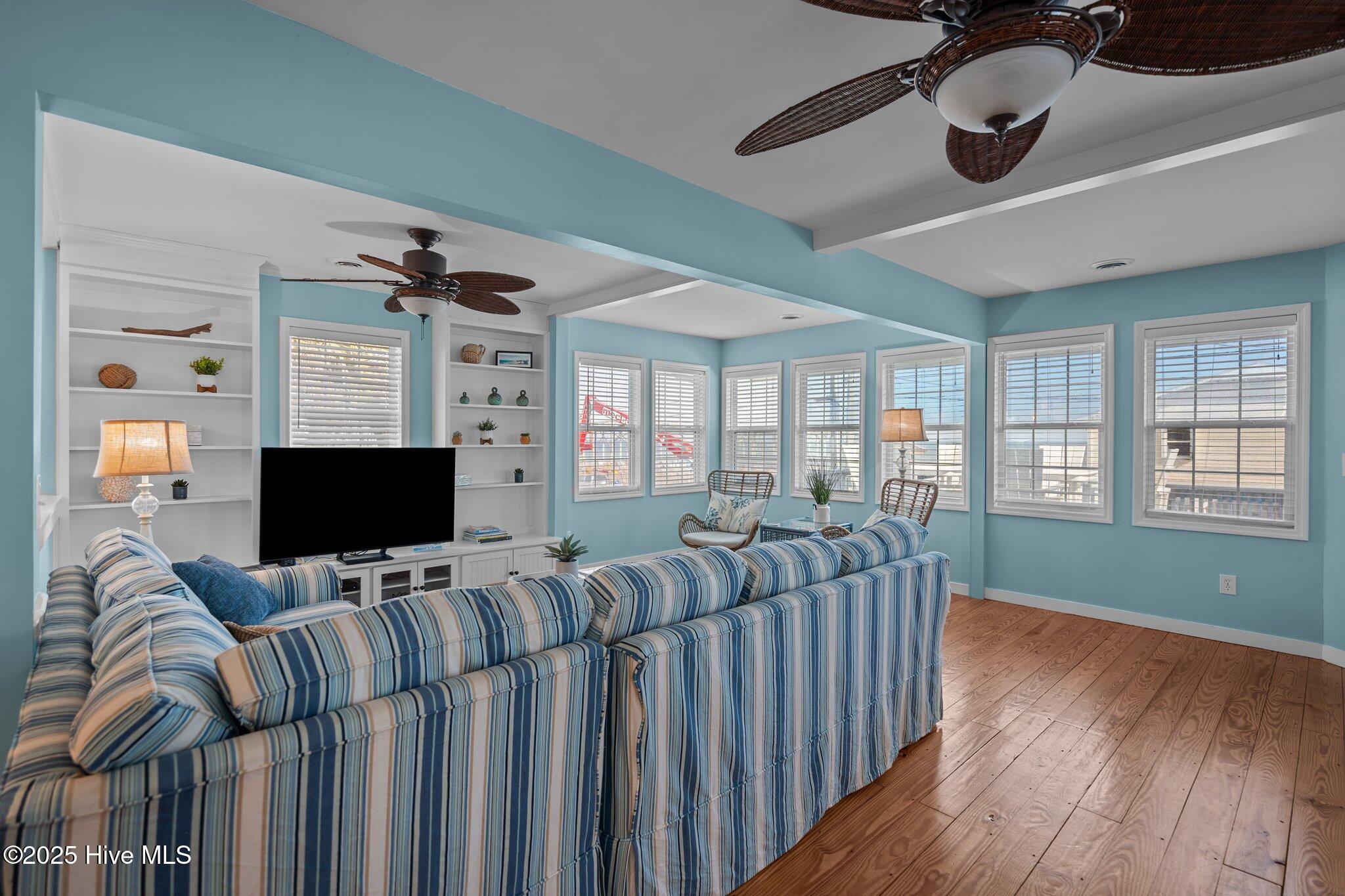 1715 Carolina Beach Avenue Property Photo 9