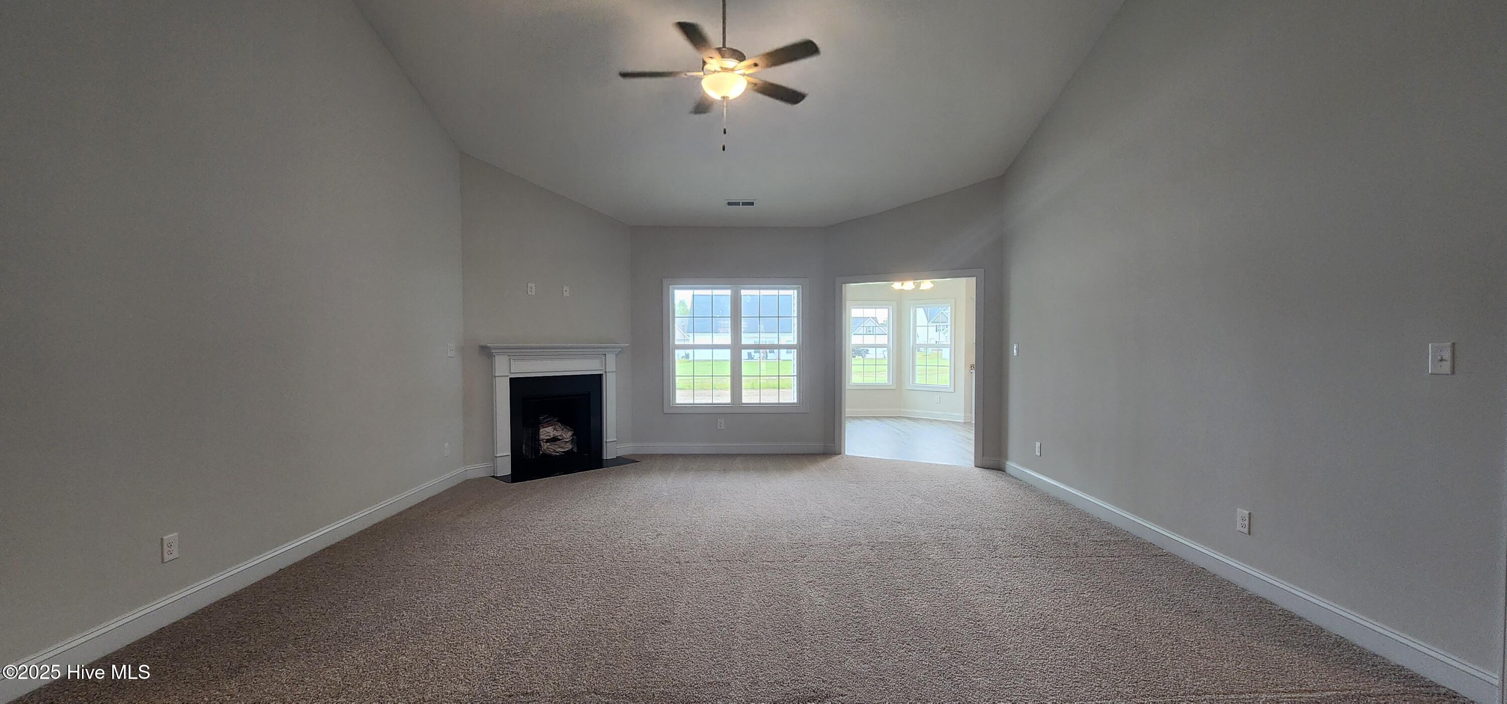 2018 Bluewater Boulevard Property Photo 5