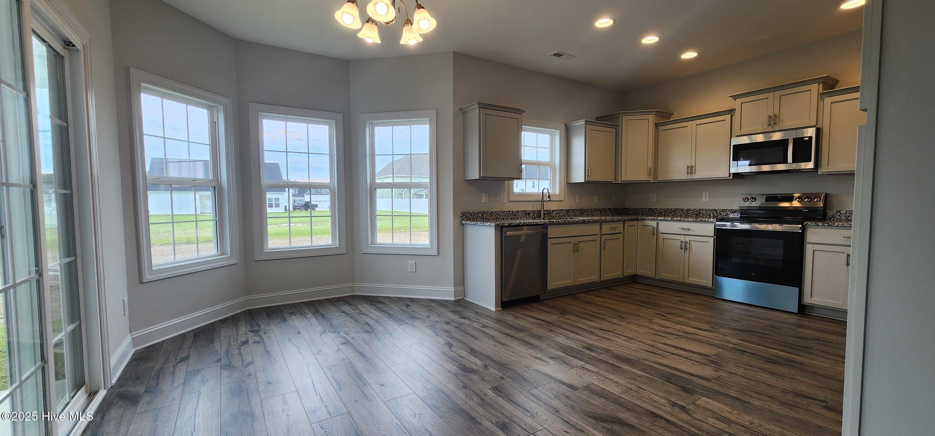 2018 Bluewater Boulevard Property Photo 9
