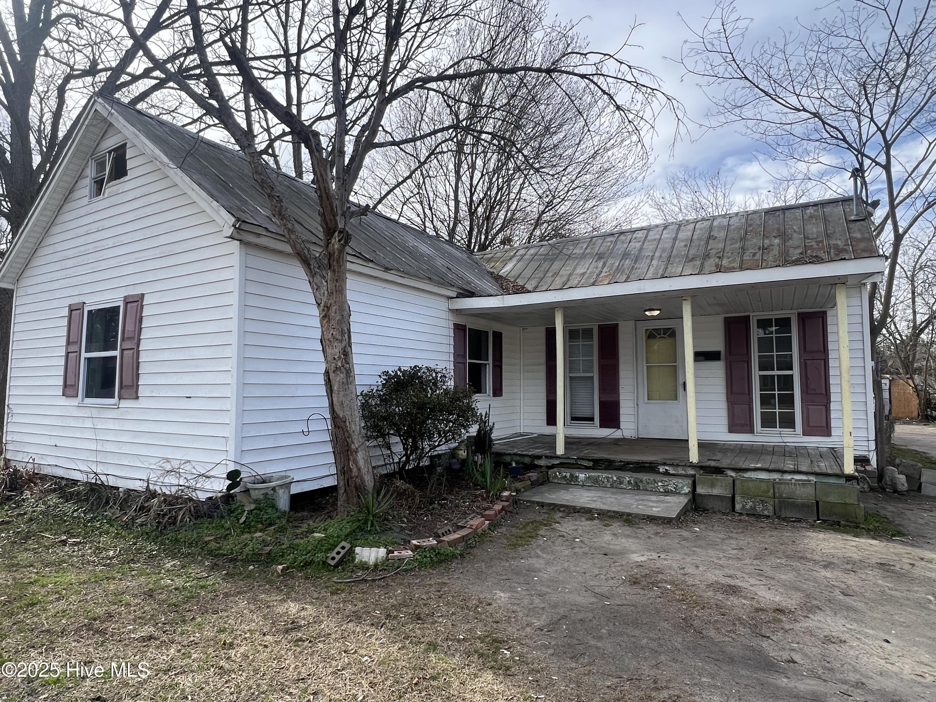 901 W Anderson Street Property Photo