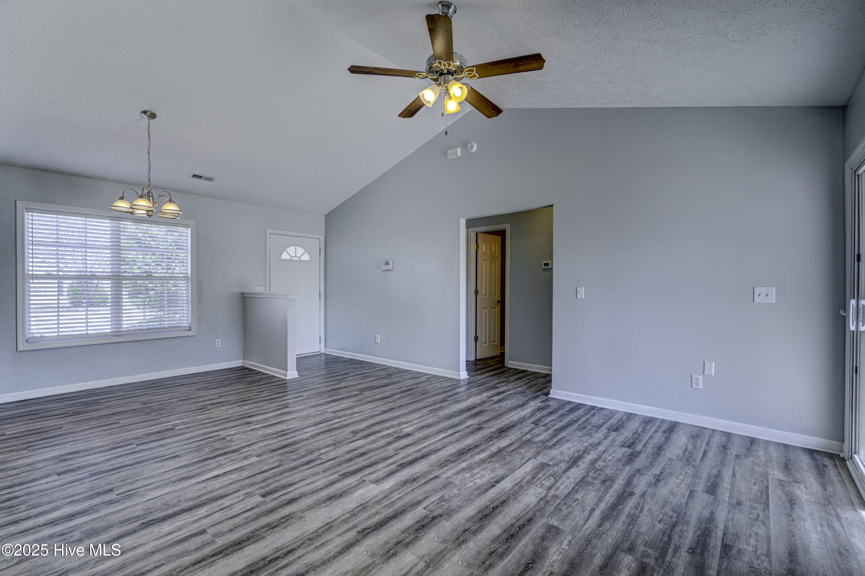 2506 Bradfield Court Property Photo 8