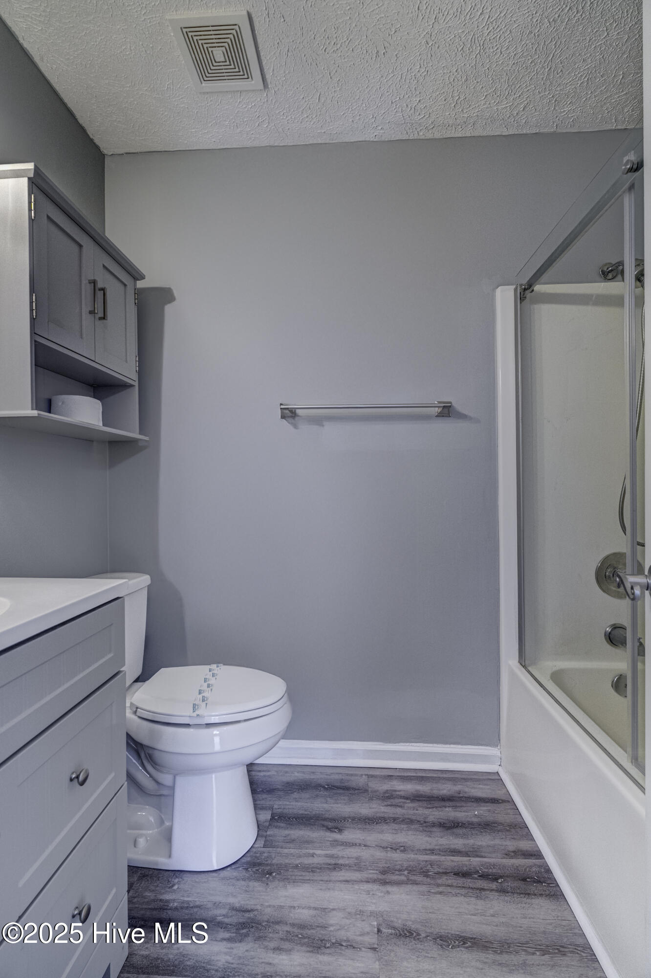 2506 Bradfield Court Property Photo 19