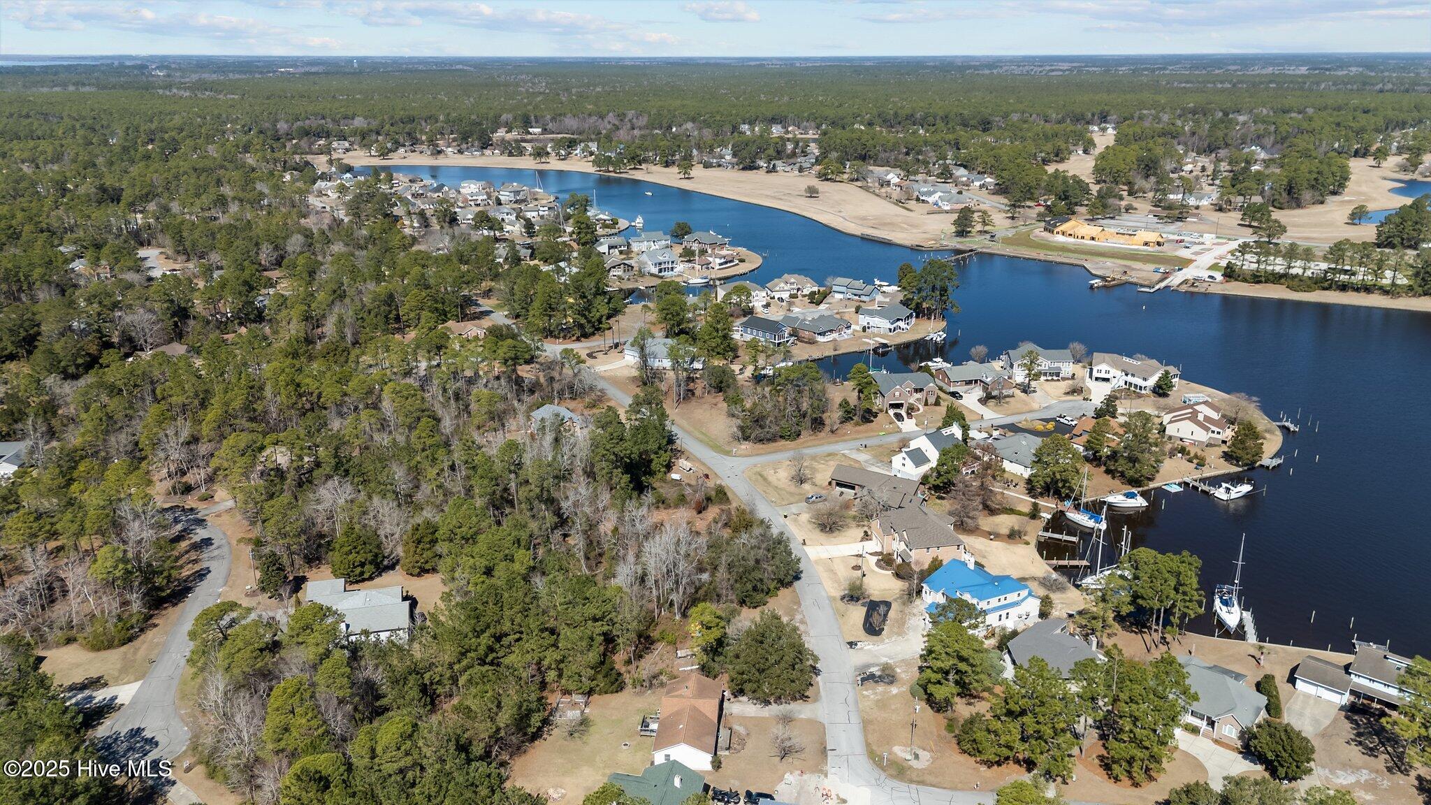 5900 Gondolier Drive Property Photo 15