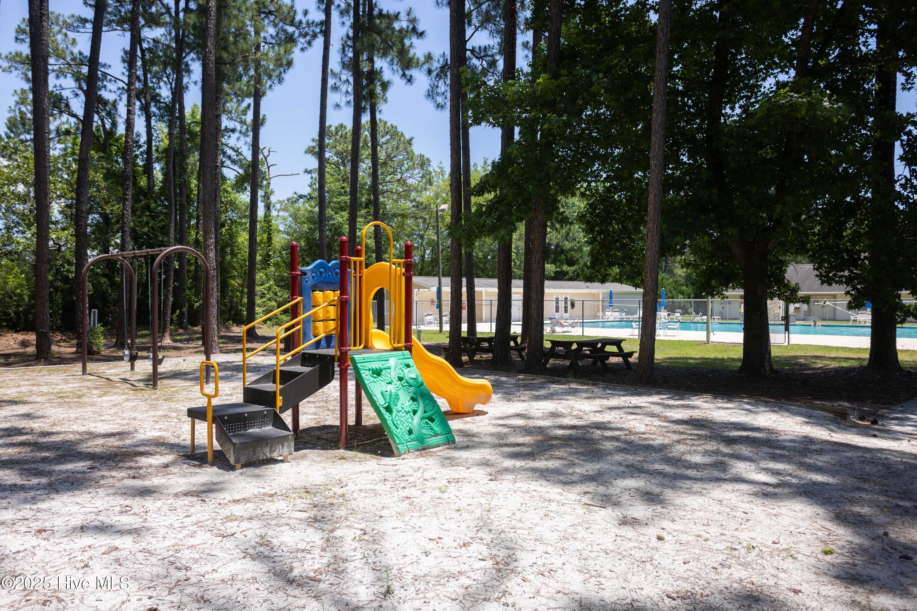 403 Baypark Drive Property Photo 13