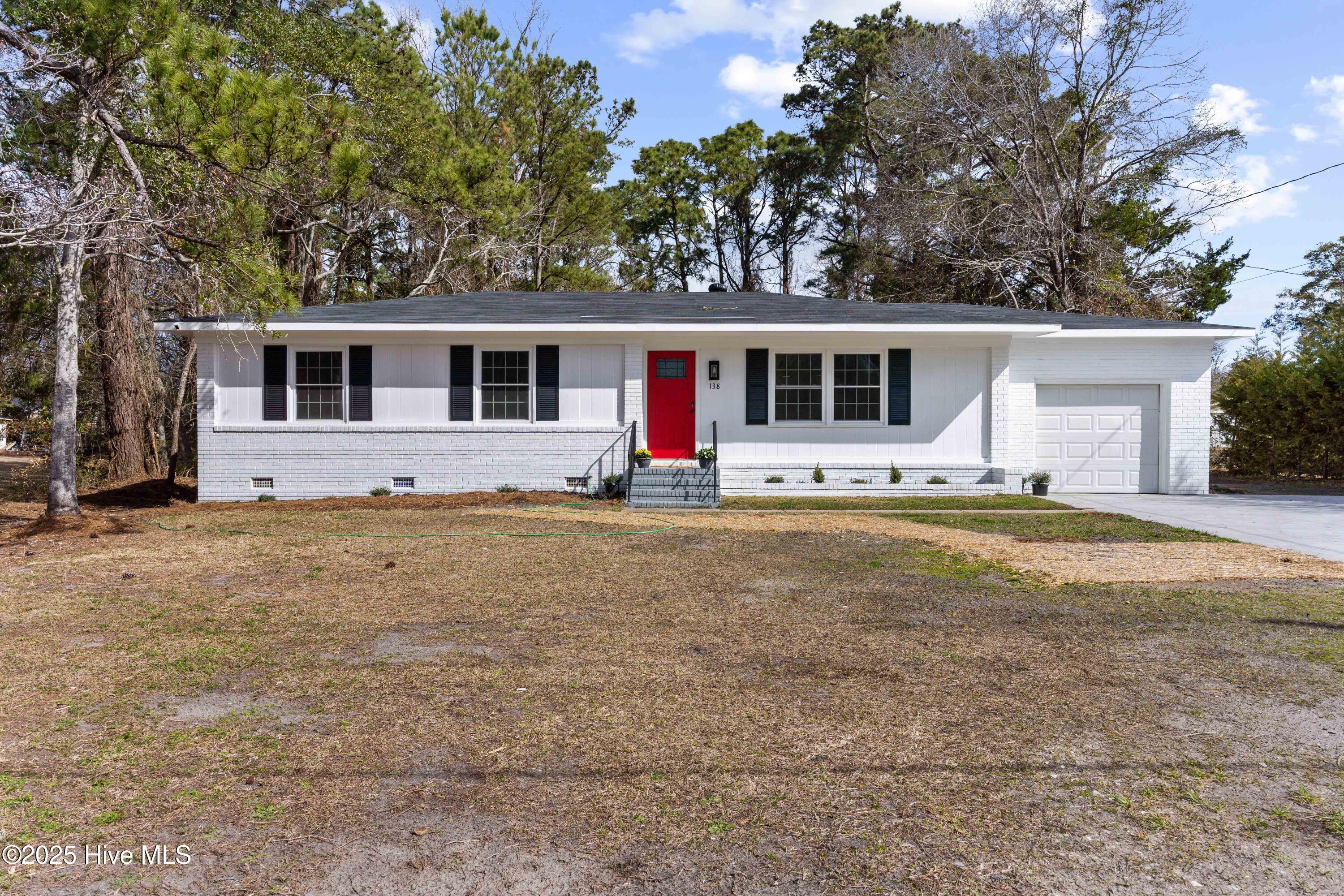 138 Navaho Trail Property Photo