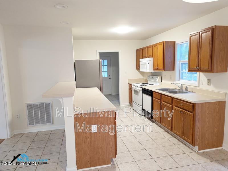 3009 Little Creek Lane Property Photo 11