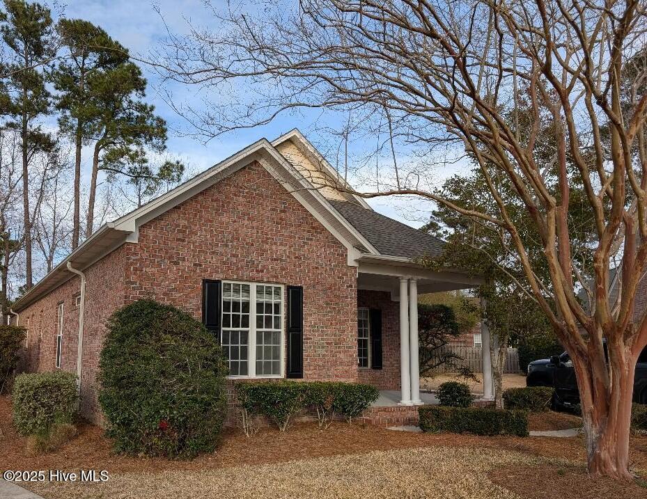 4911 Shaftesbury Place Property Photo