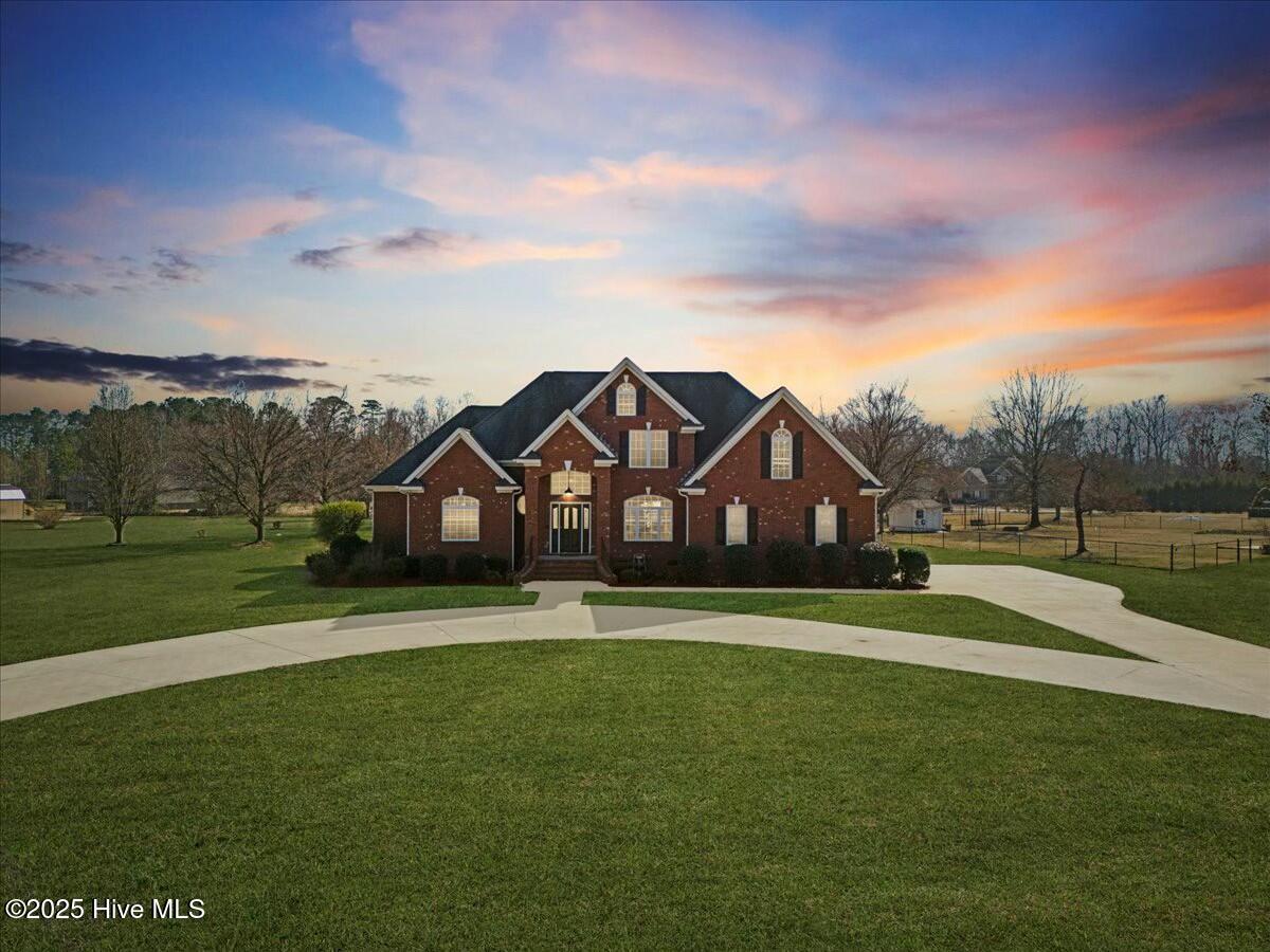 304 Ashworth Drive Property Photo