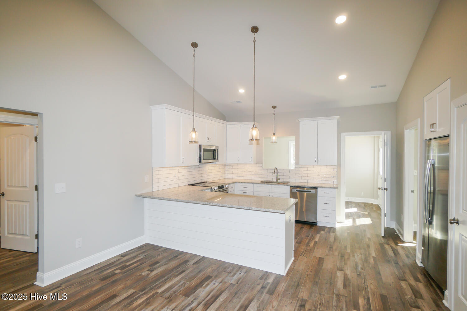 442 Womble Street Property Photo 8
