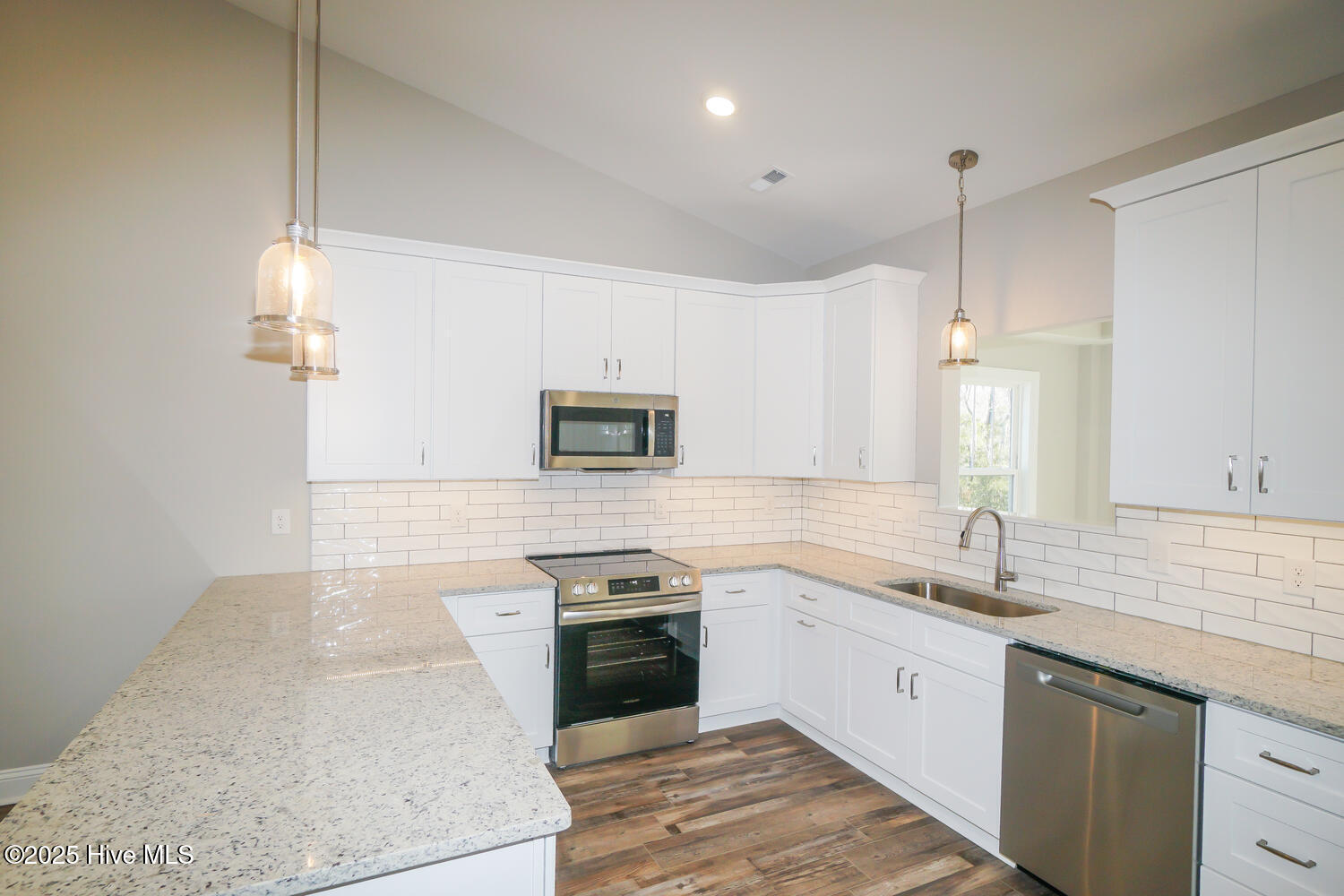 442 Womble Street Property Photo 10