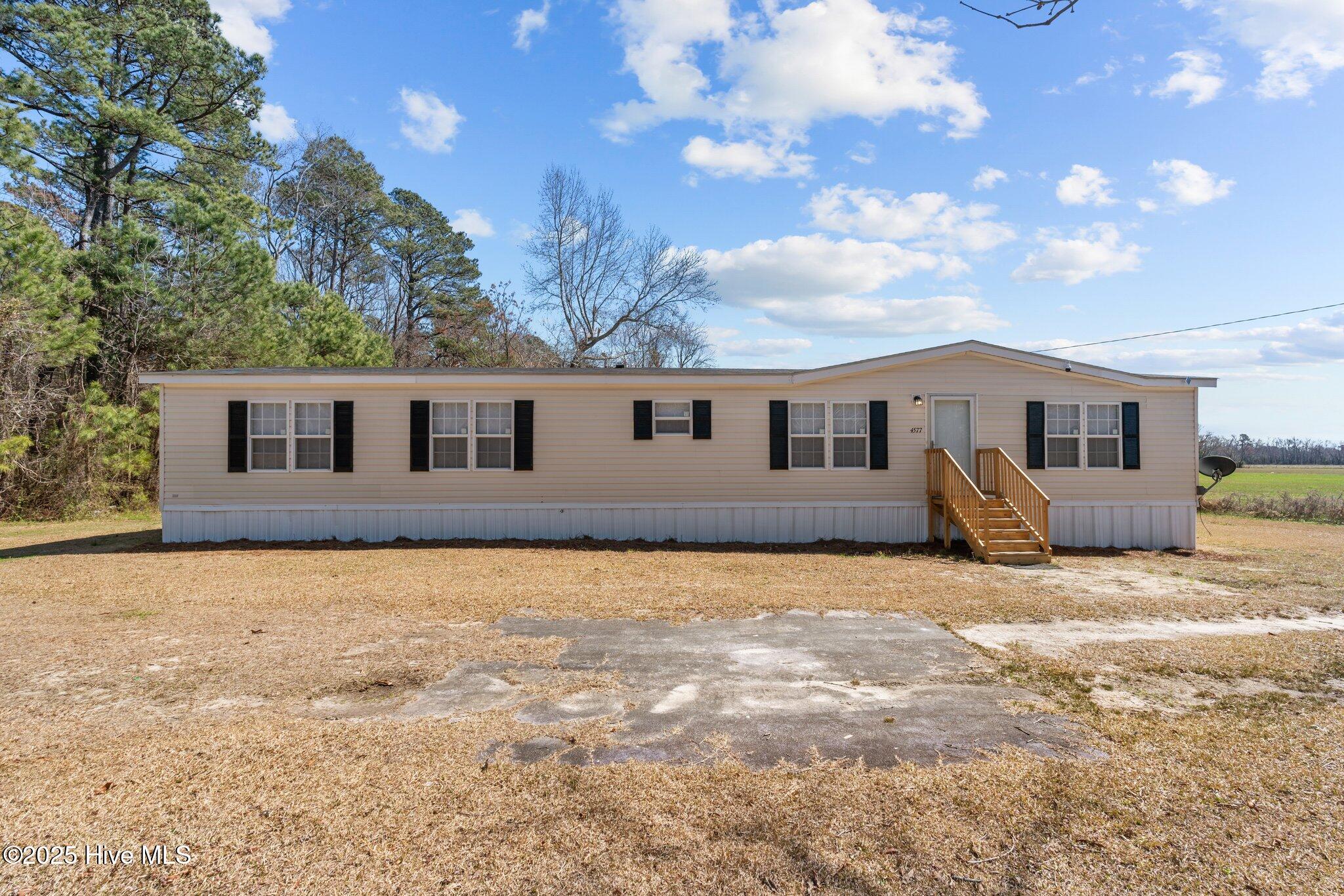 4577 Old Stage Road Property Photo
