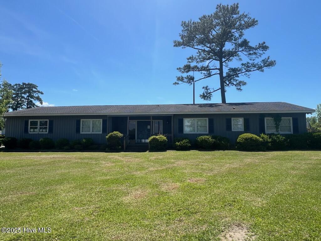 141 W Thomas Drive Property Photo
