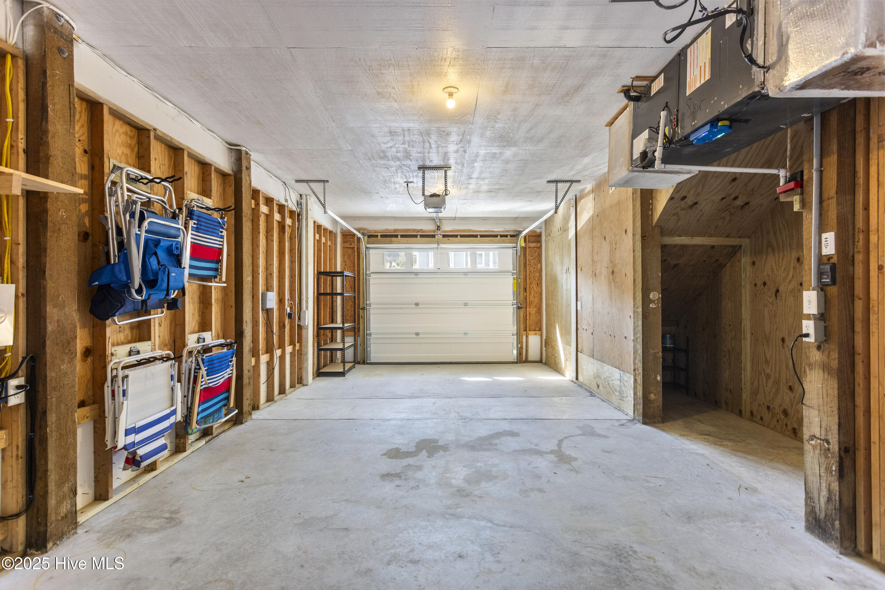 46 Leland Street Property Photo 73