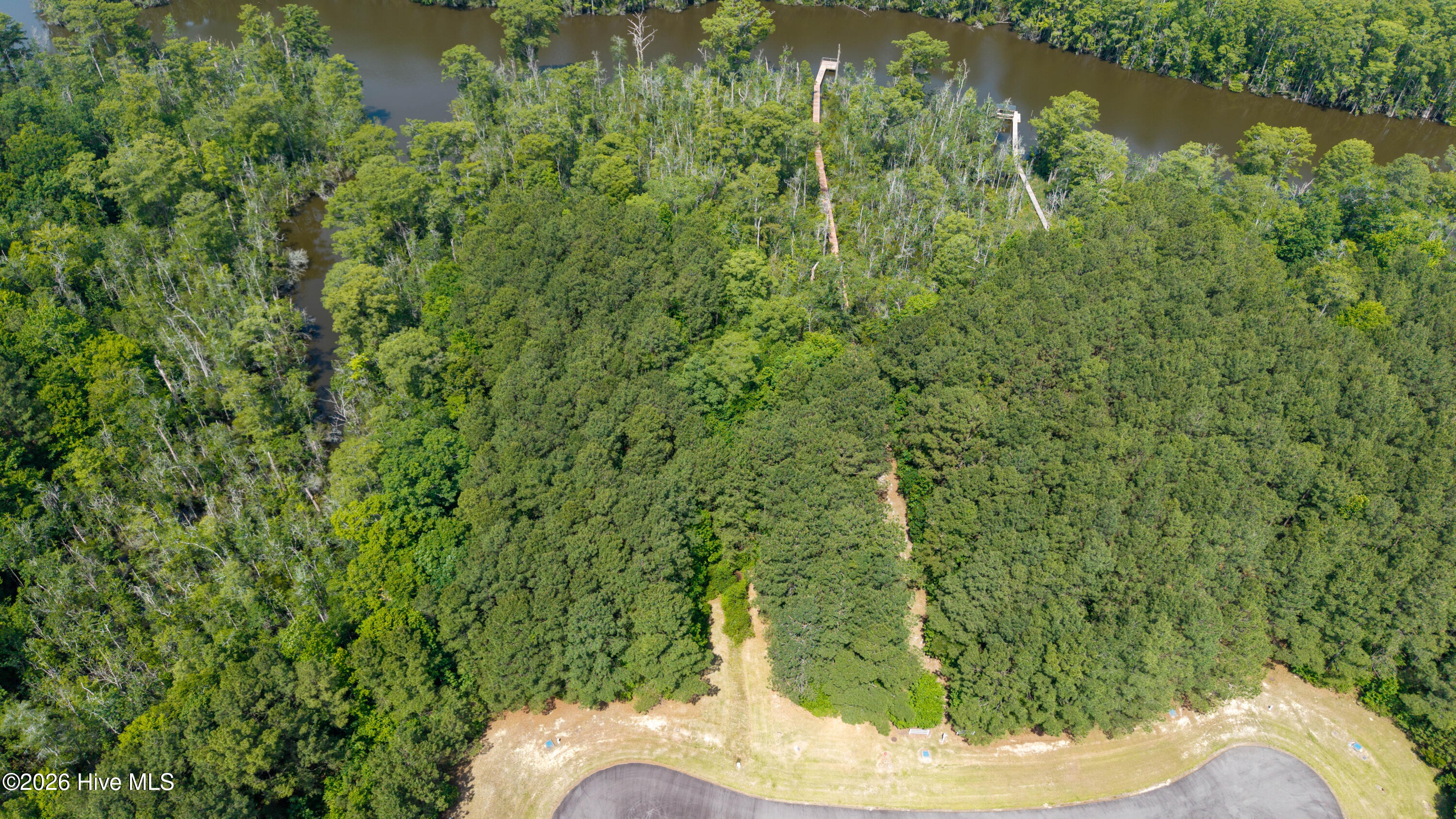 220 158 Colleton Court Property Photo 7