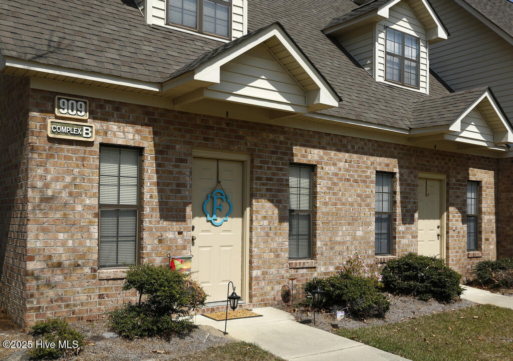 909 Allen Road C1 Property Photo