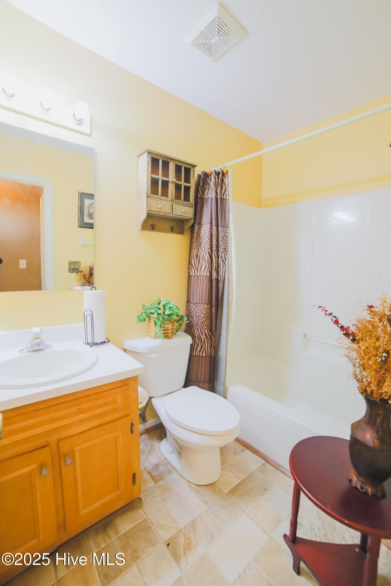 7024 Quail Woods Road Property Photo 18