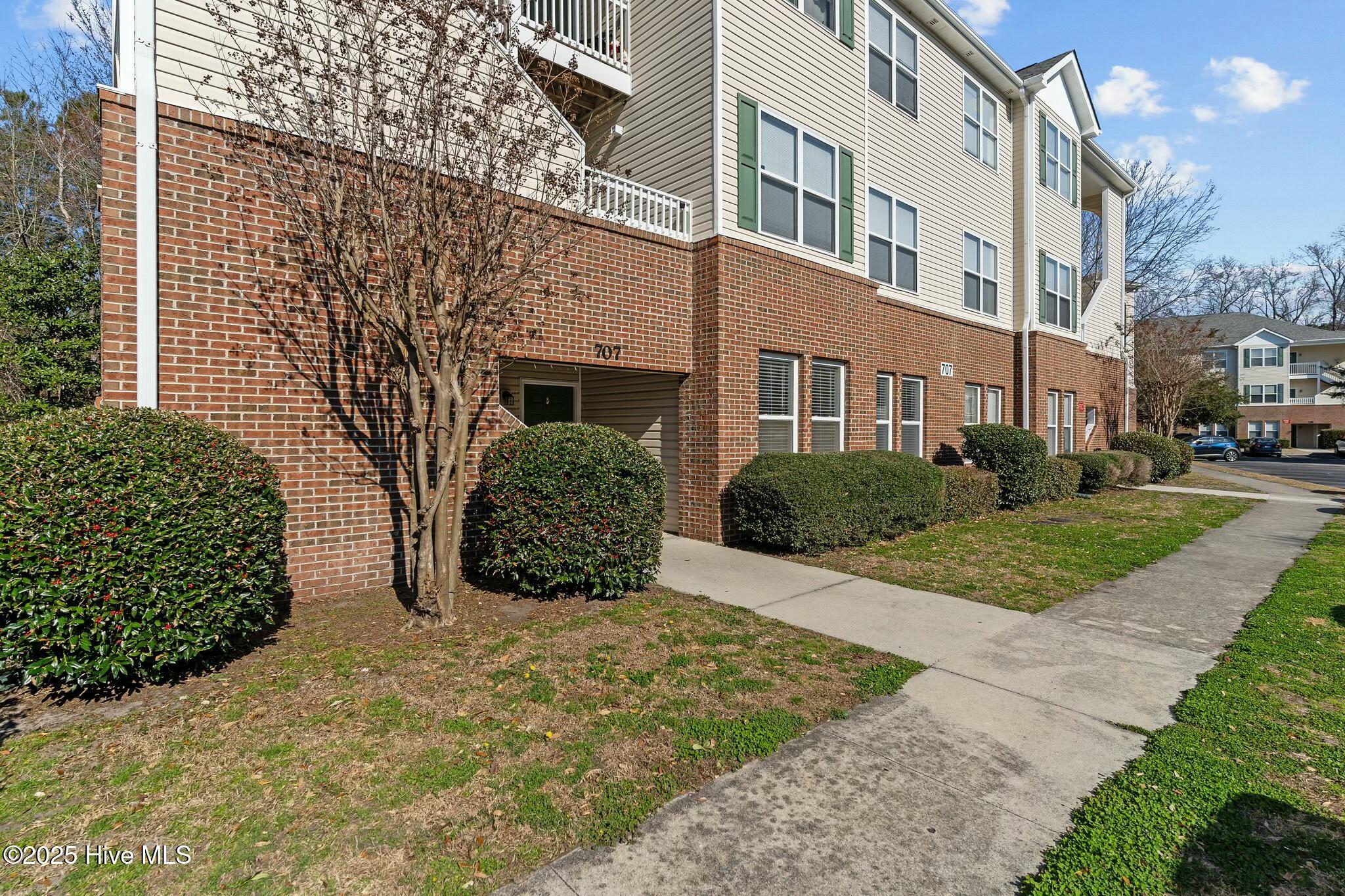 707 Indica Court Apt 101 Property Photo