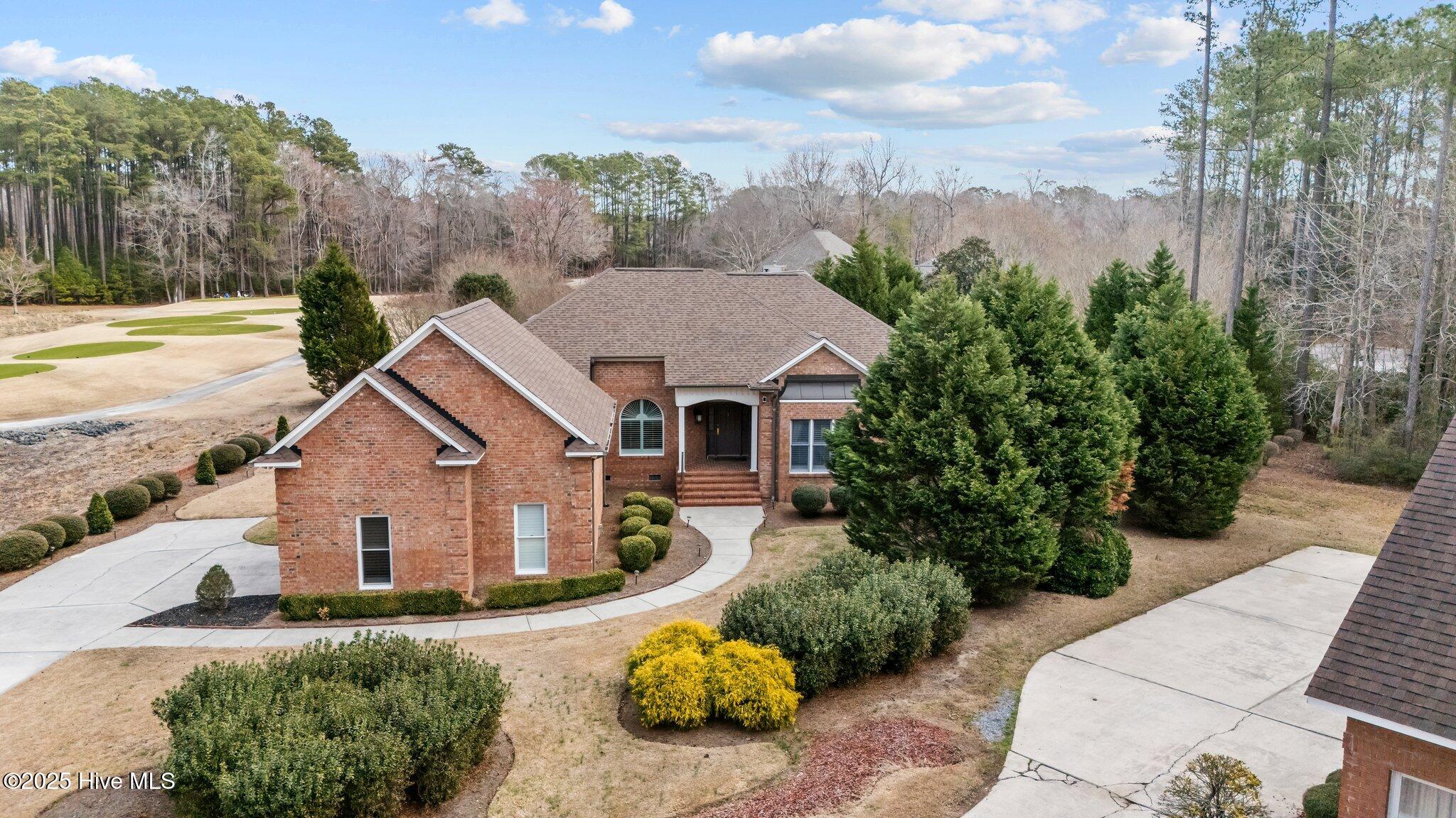106 Tanglewood Court Property Photo