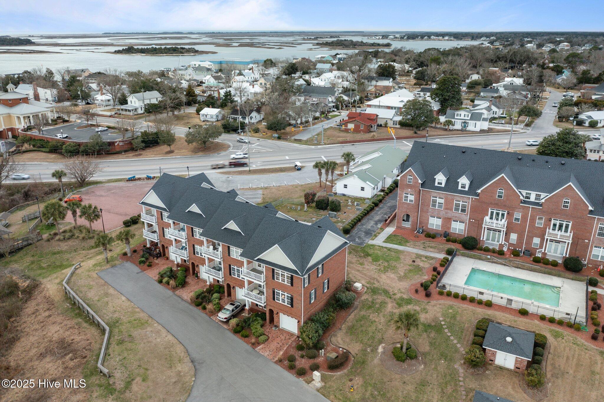214 Harbour View Drive Property Photo 1
