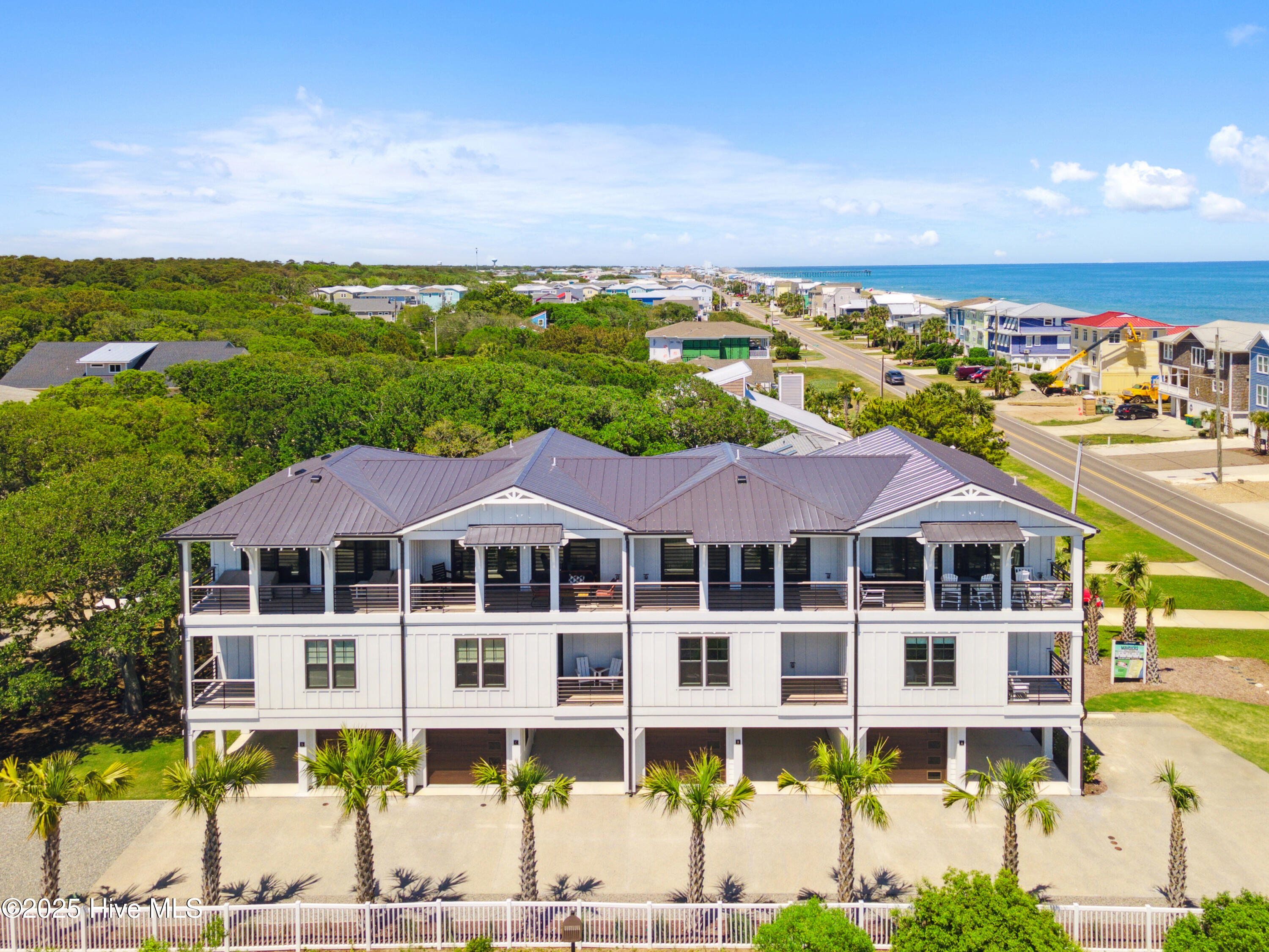 1038 Fort Fisher Boulevard Unit C Property Photo 4