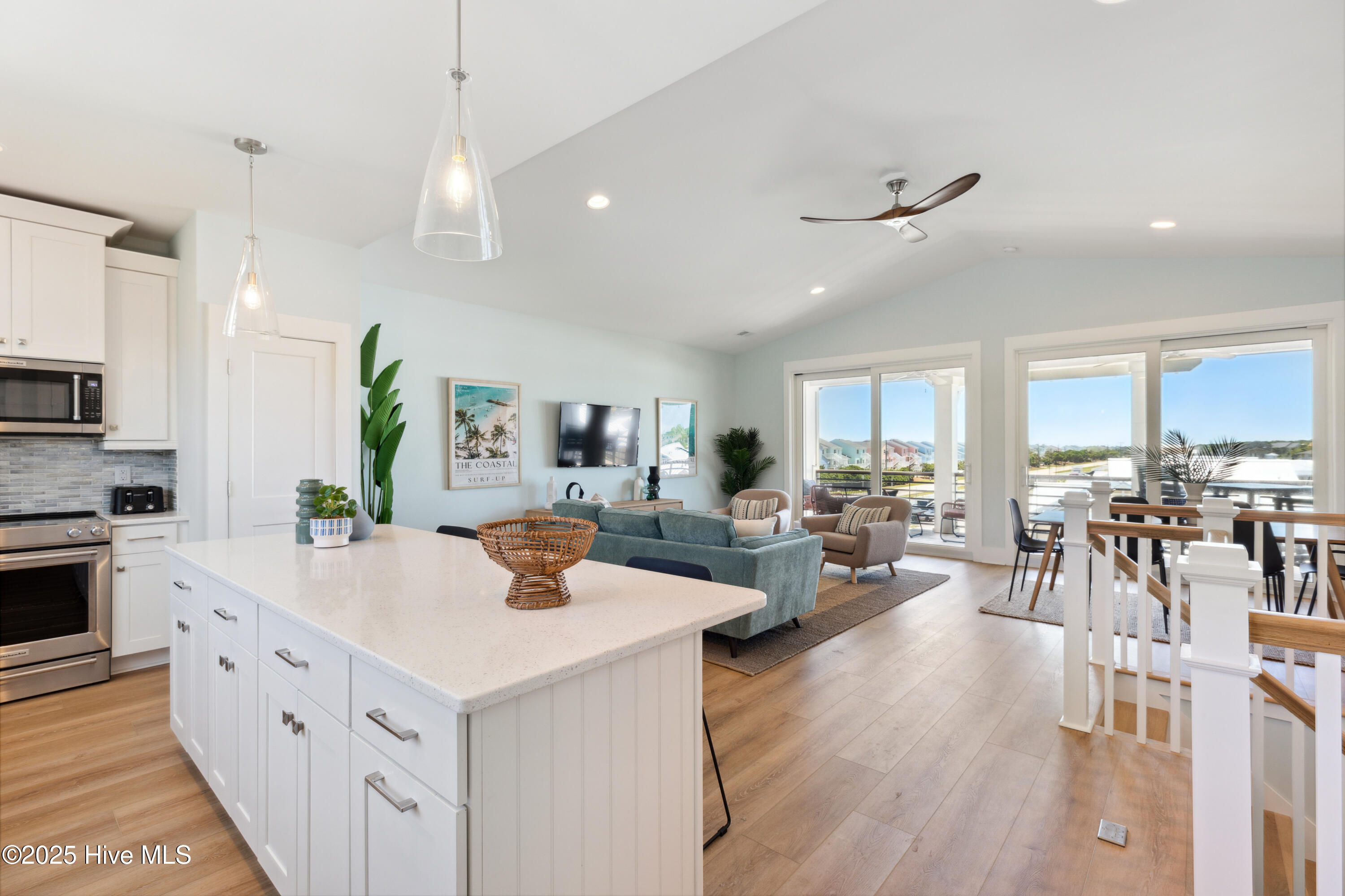 1038 Fort Fisher Boulevard Unit C Property Photo 11