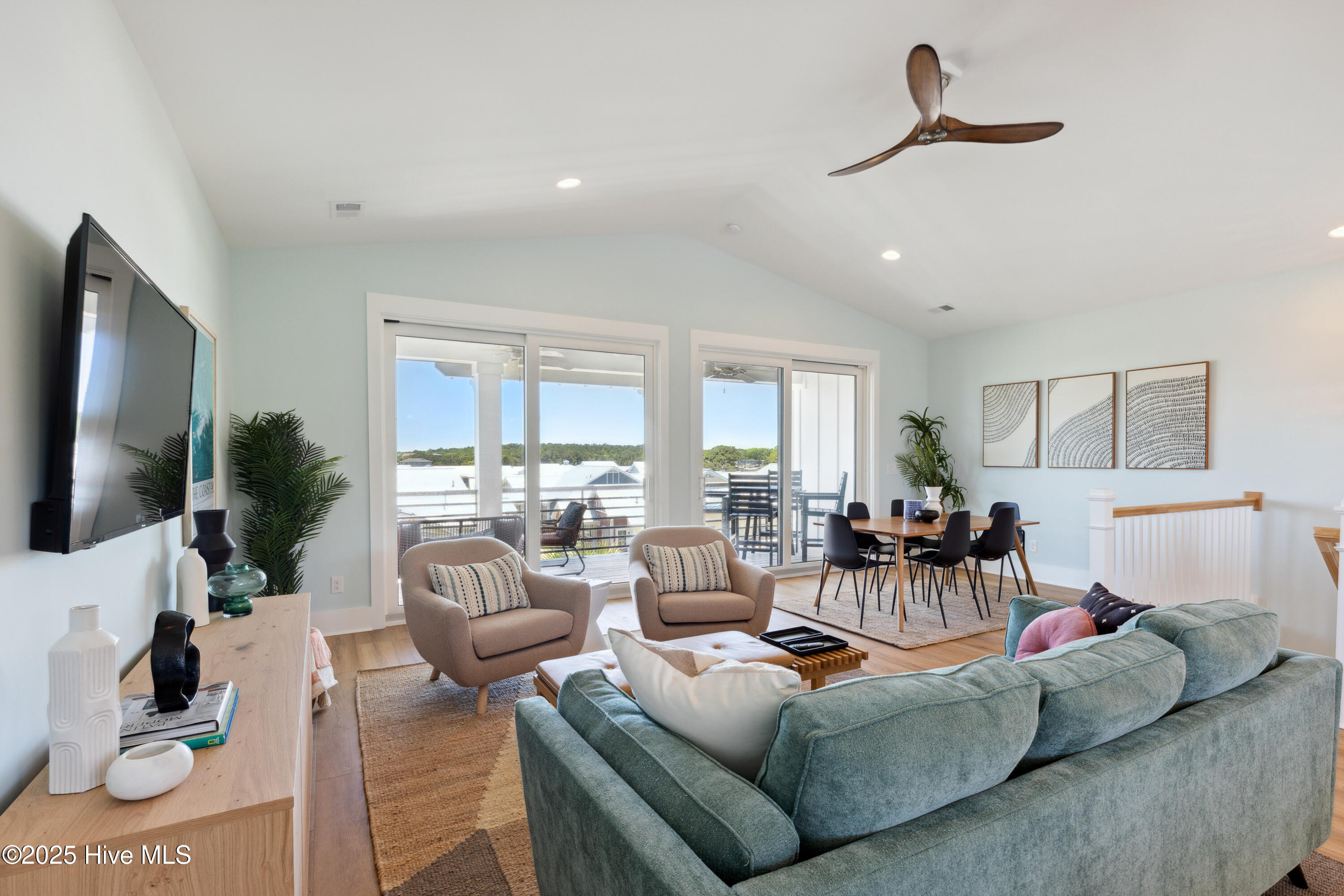 1038 Fort Fisher Boulevard Unit C Property Photo 15