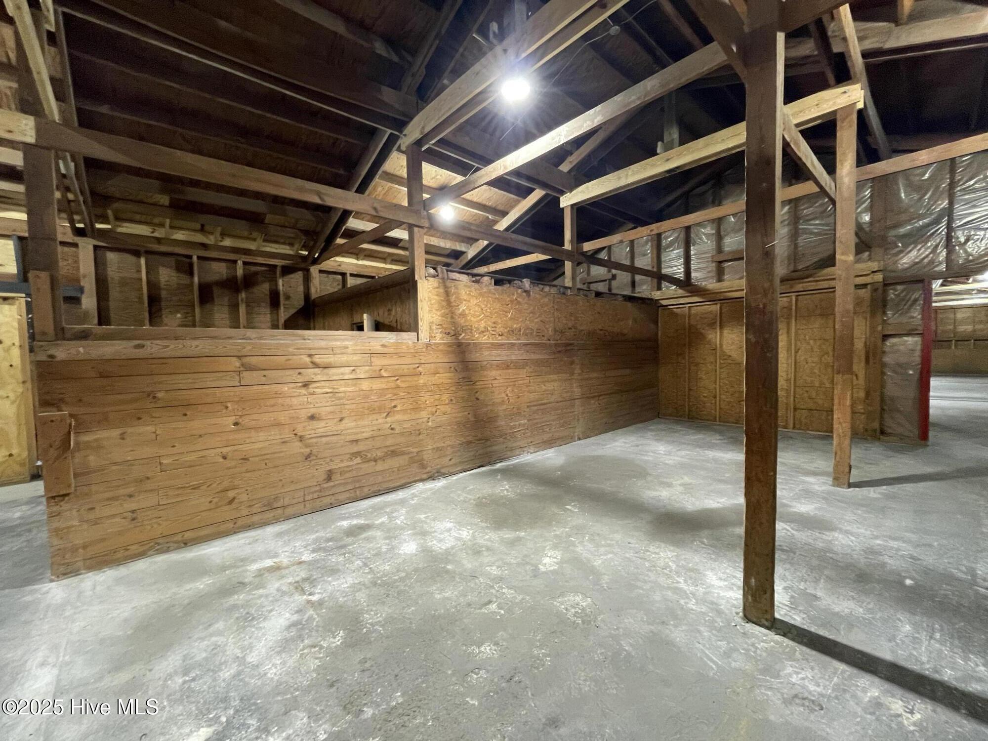 3310 N N Fields Street Property Photo 8