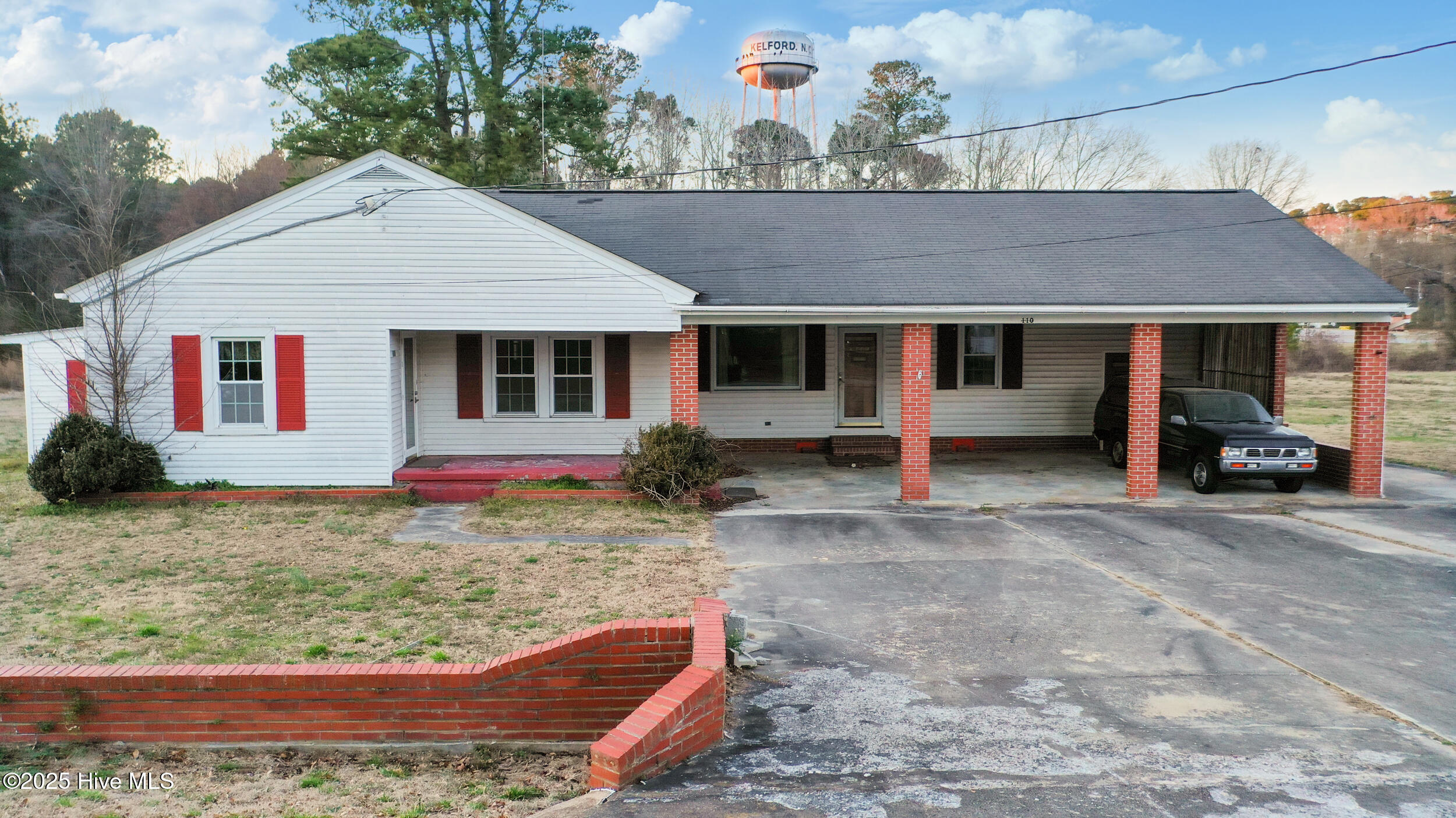 110 W Church Street Property Photo 2