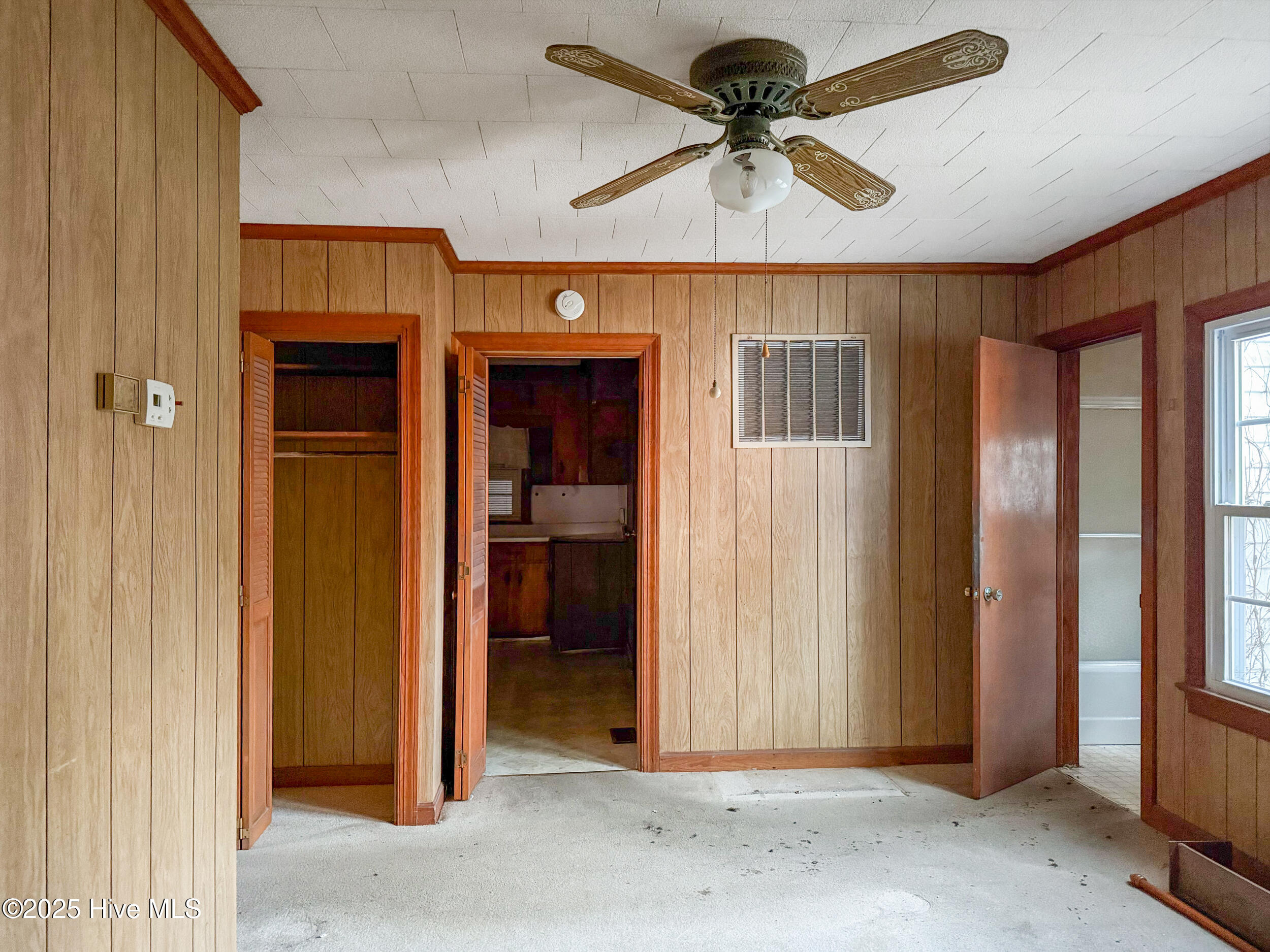 110 W Church Street Property Photo 12