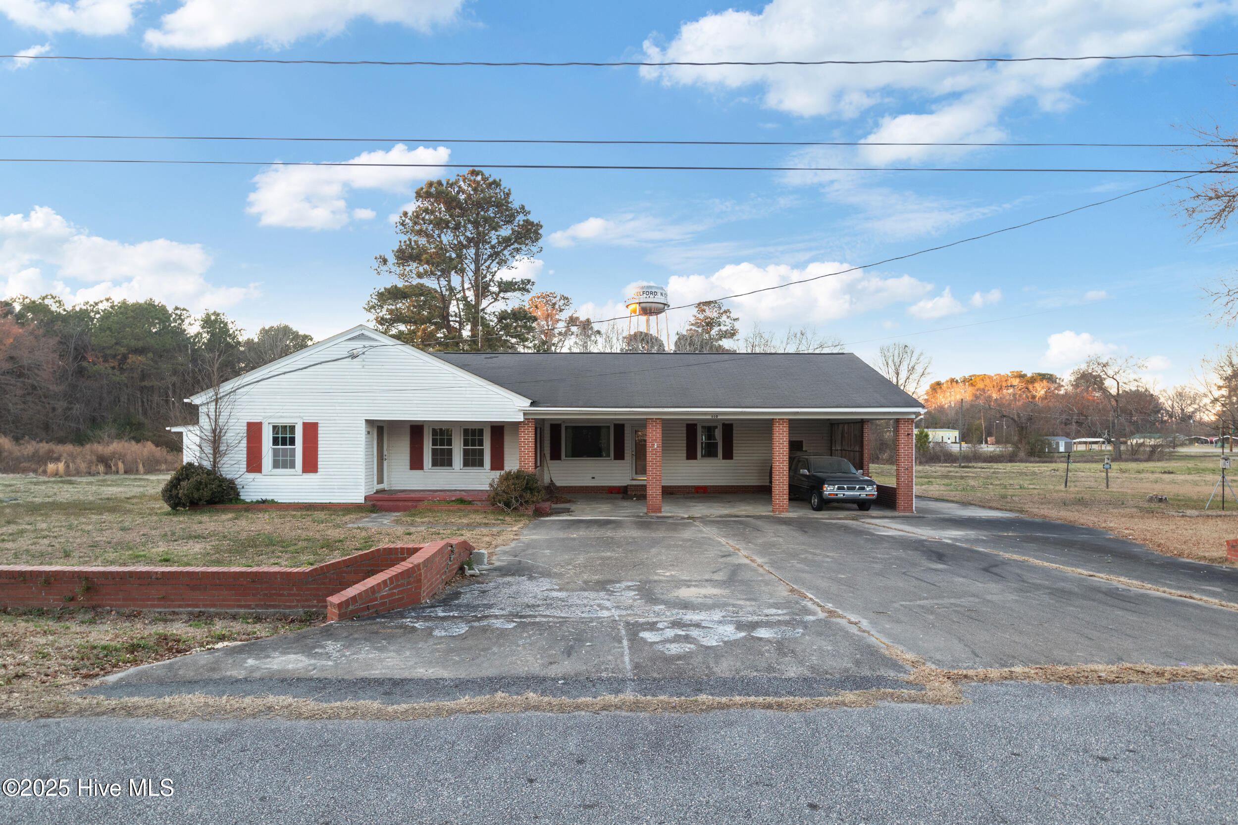 110 W Church Street Property Photo 24