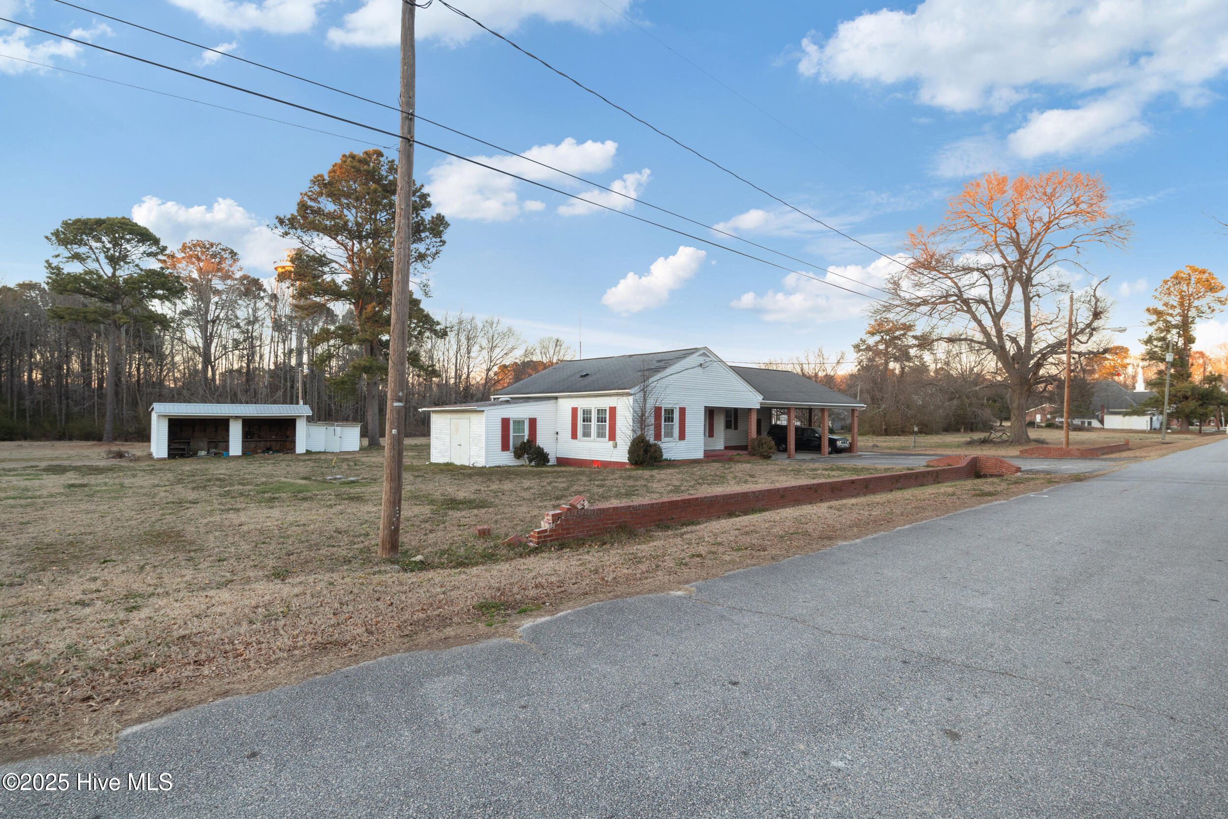 110 W Church Street Property Photo 25