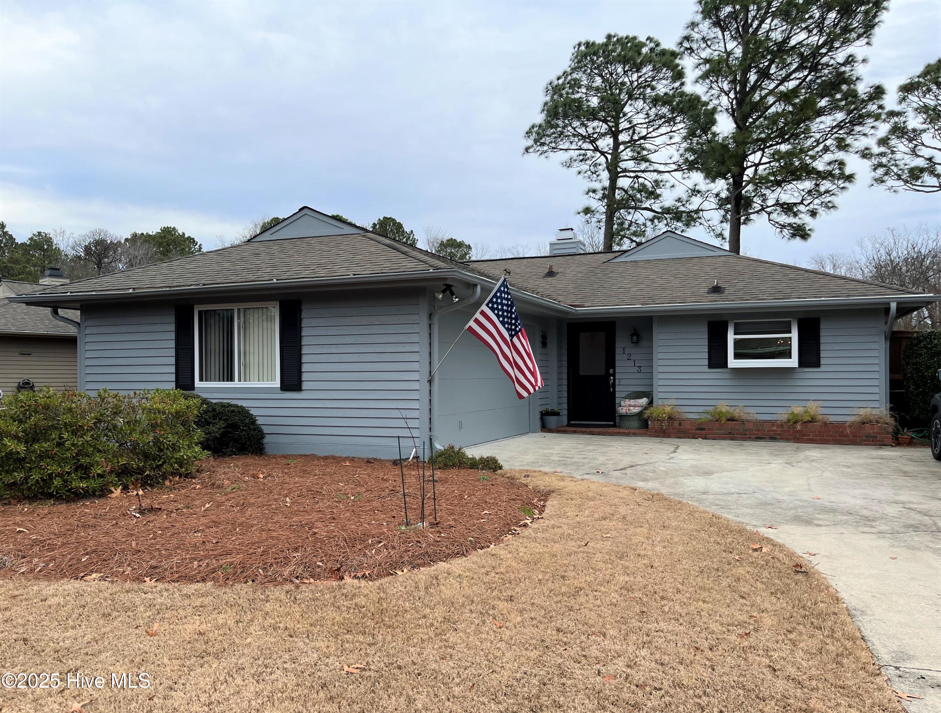 1213 Bayside Circle Property Photo