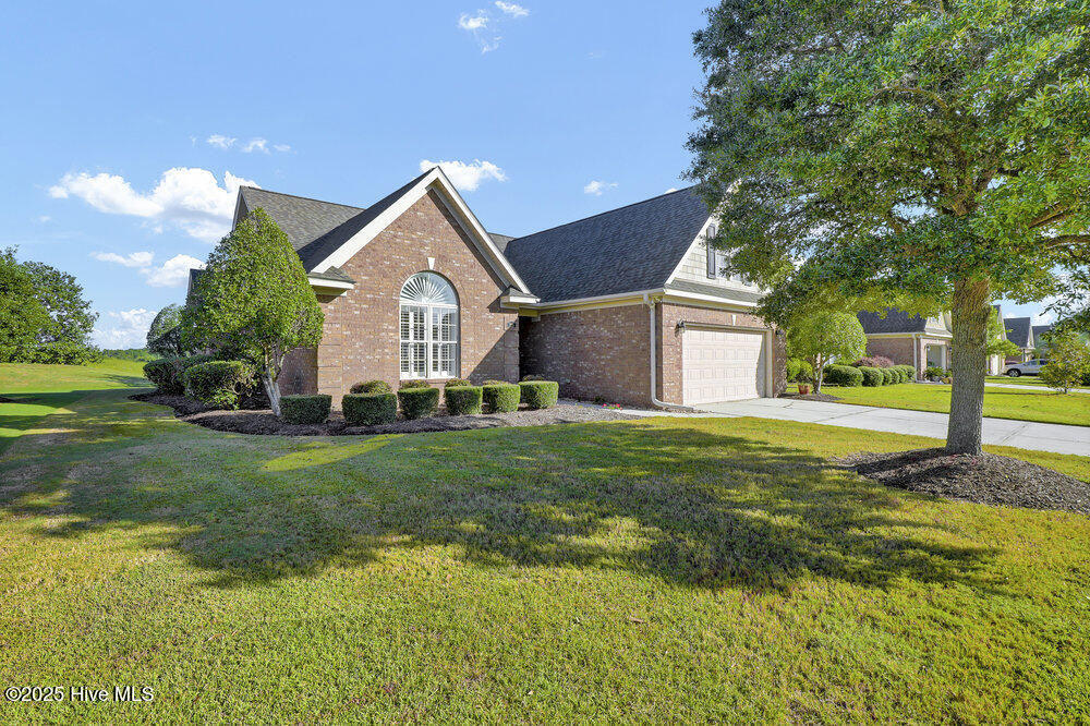 325 Highlands Drive Property Photo 3