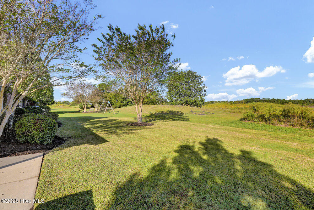 325 Highlands Drive Property Photo 9