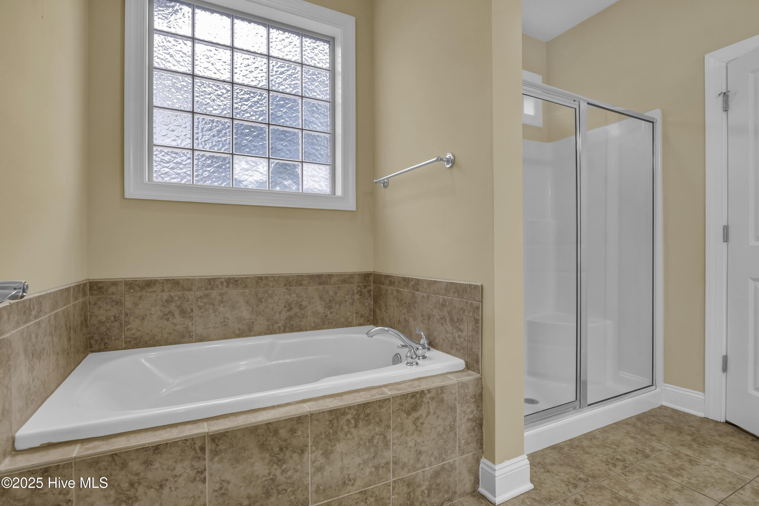 325 Highlands Drive Property Photo 29