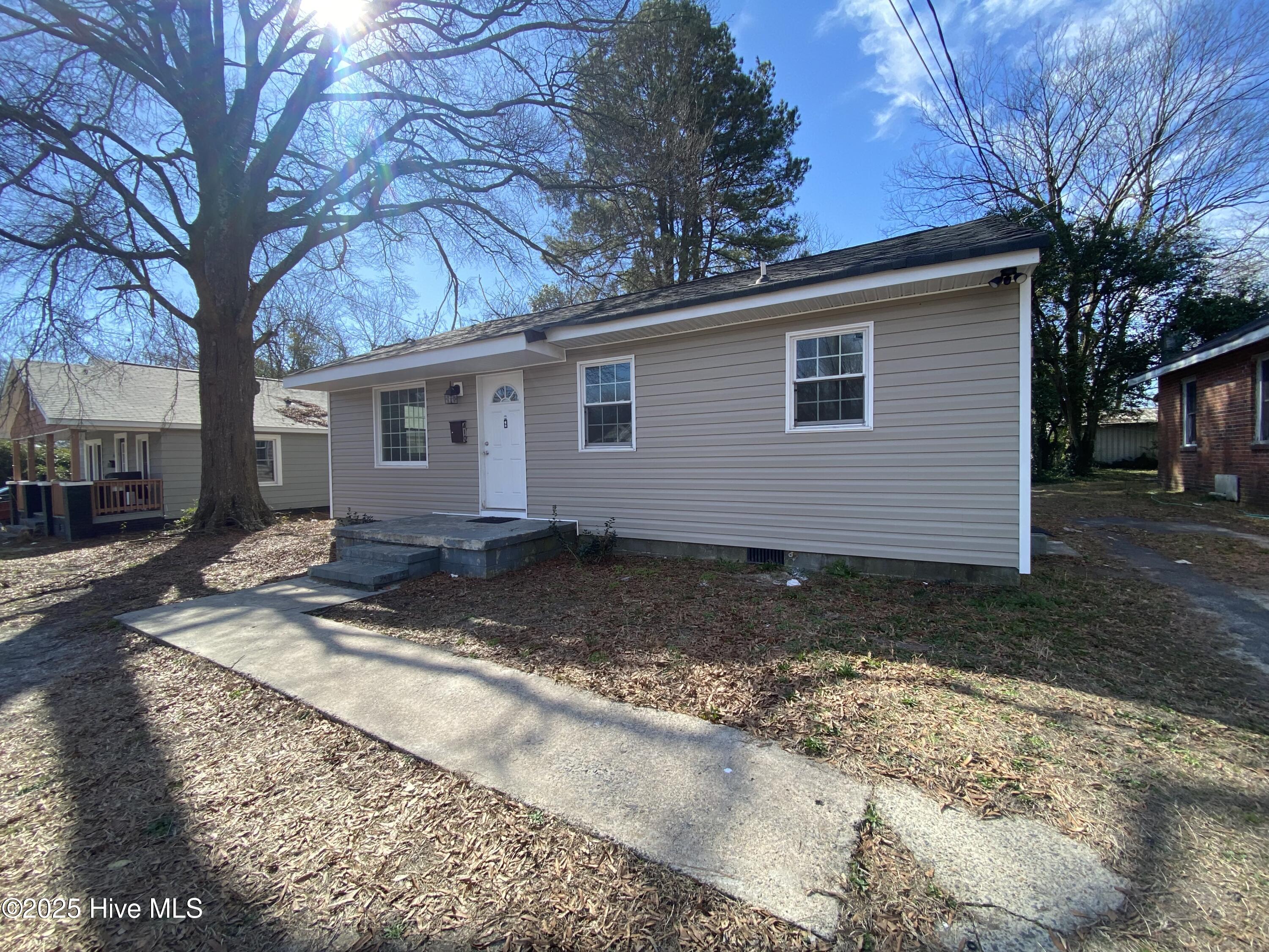 410 Murray Street Property Photo 3