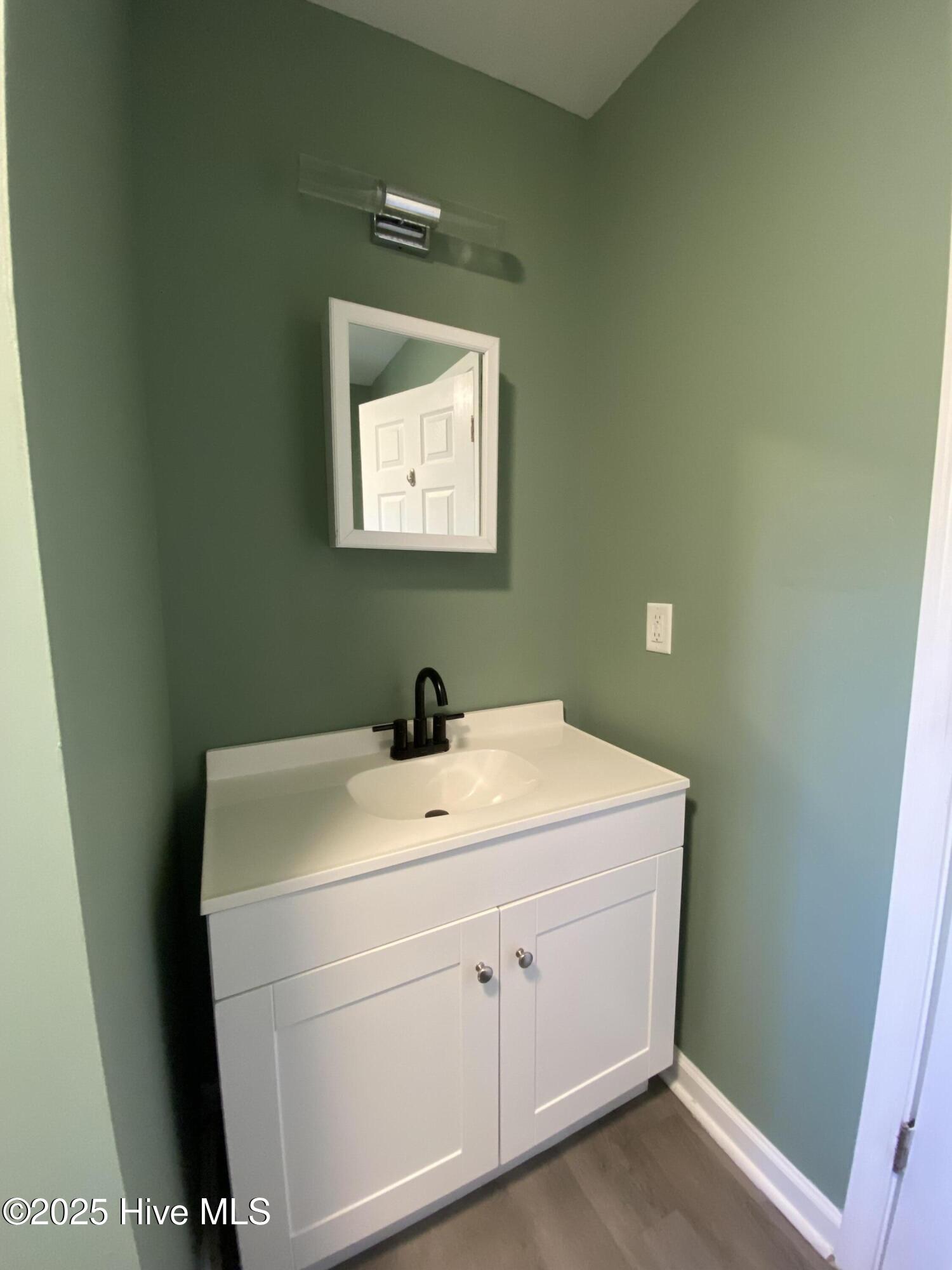 410 Murray Street Property Photo 22