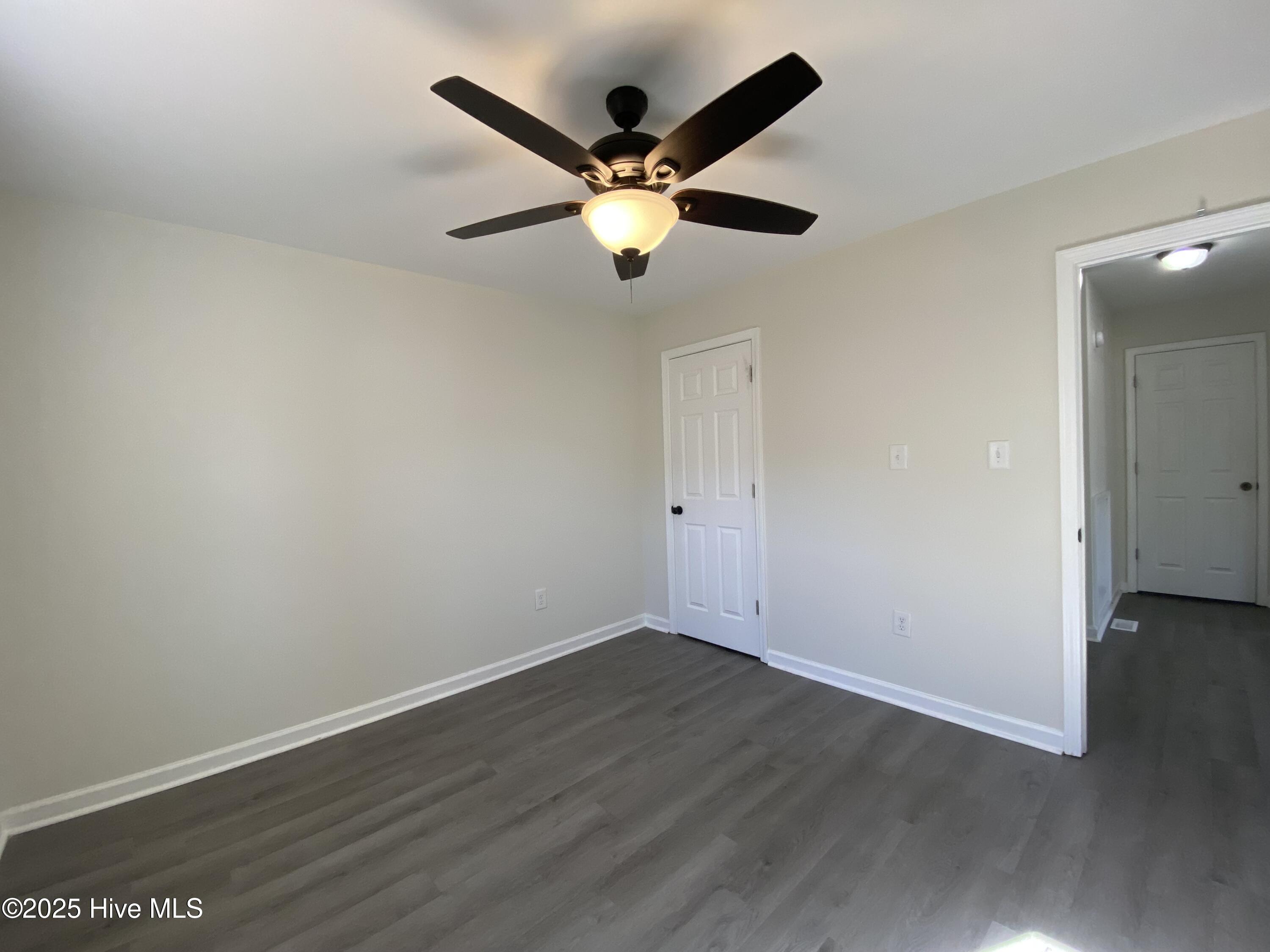 410 Murray Street Property Photo 25