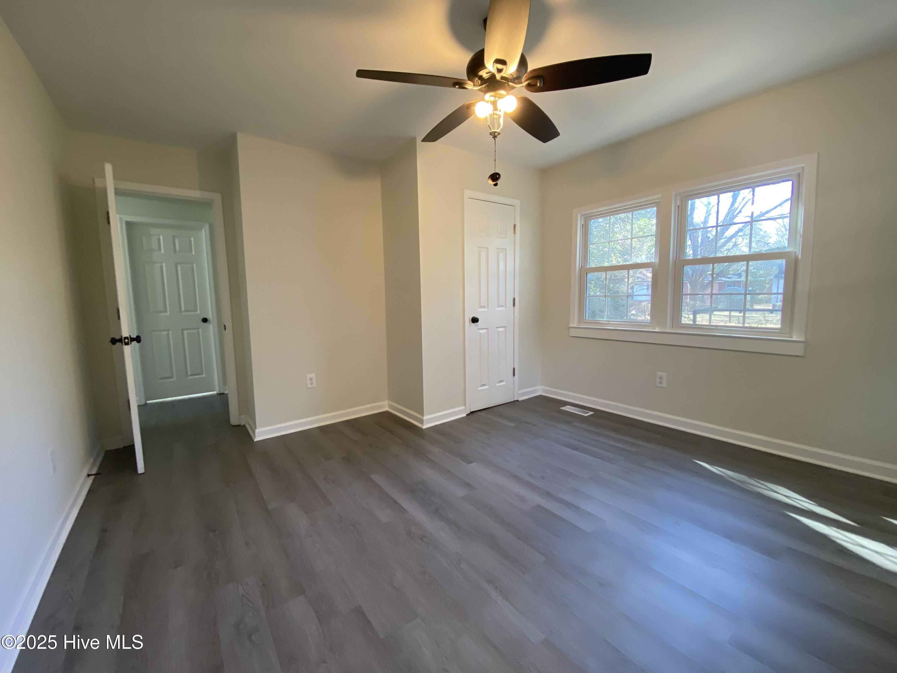 410 Murray Street Property Photo 28