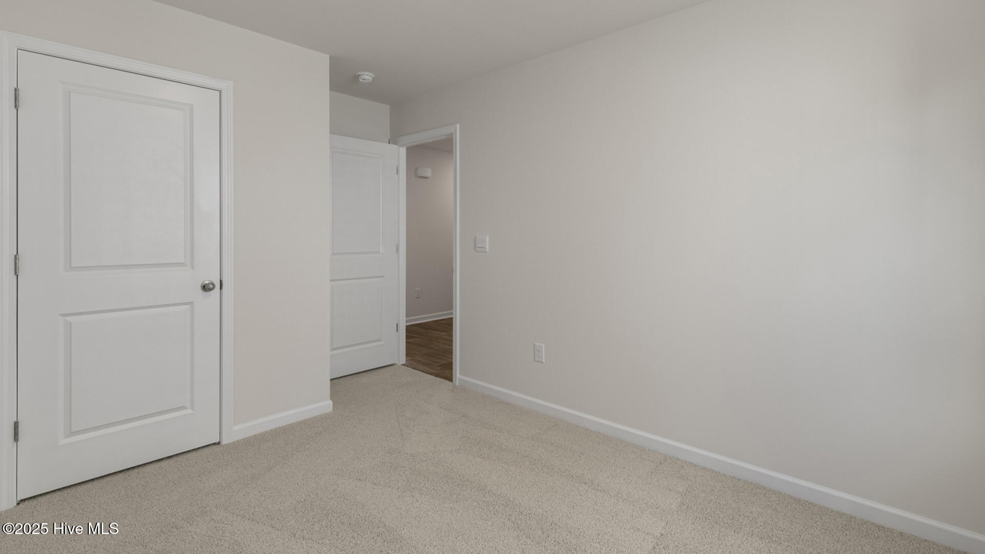 401 Citron Street Property Photo 12