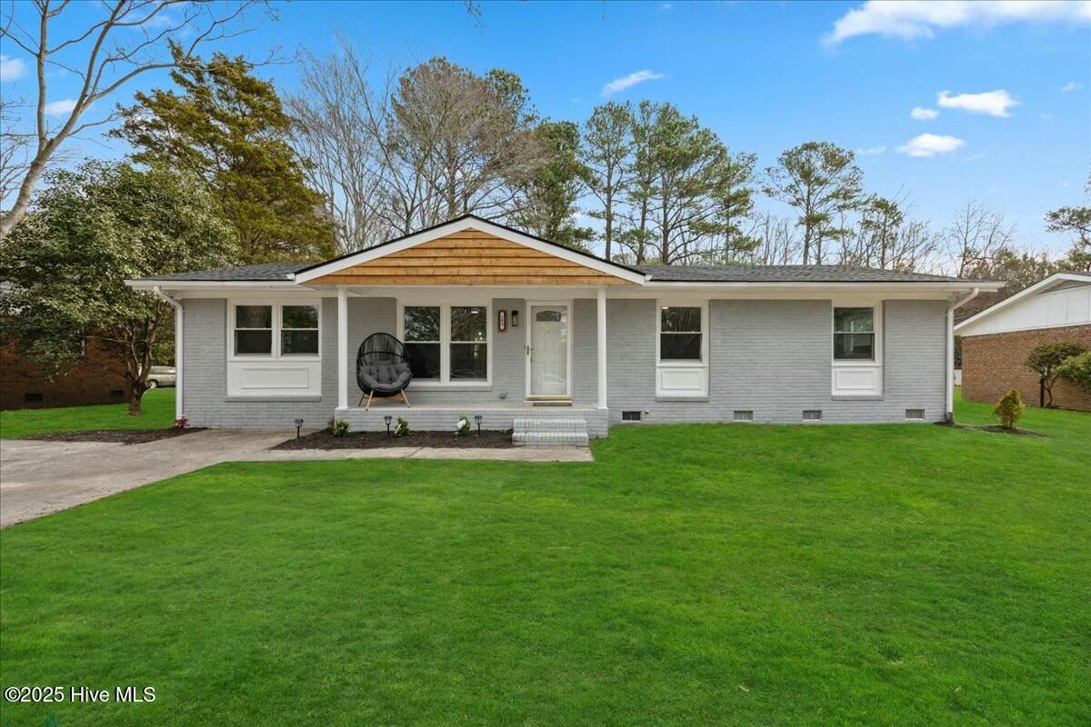 109 Oakdale Road Property Photo