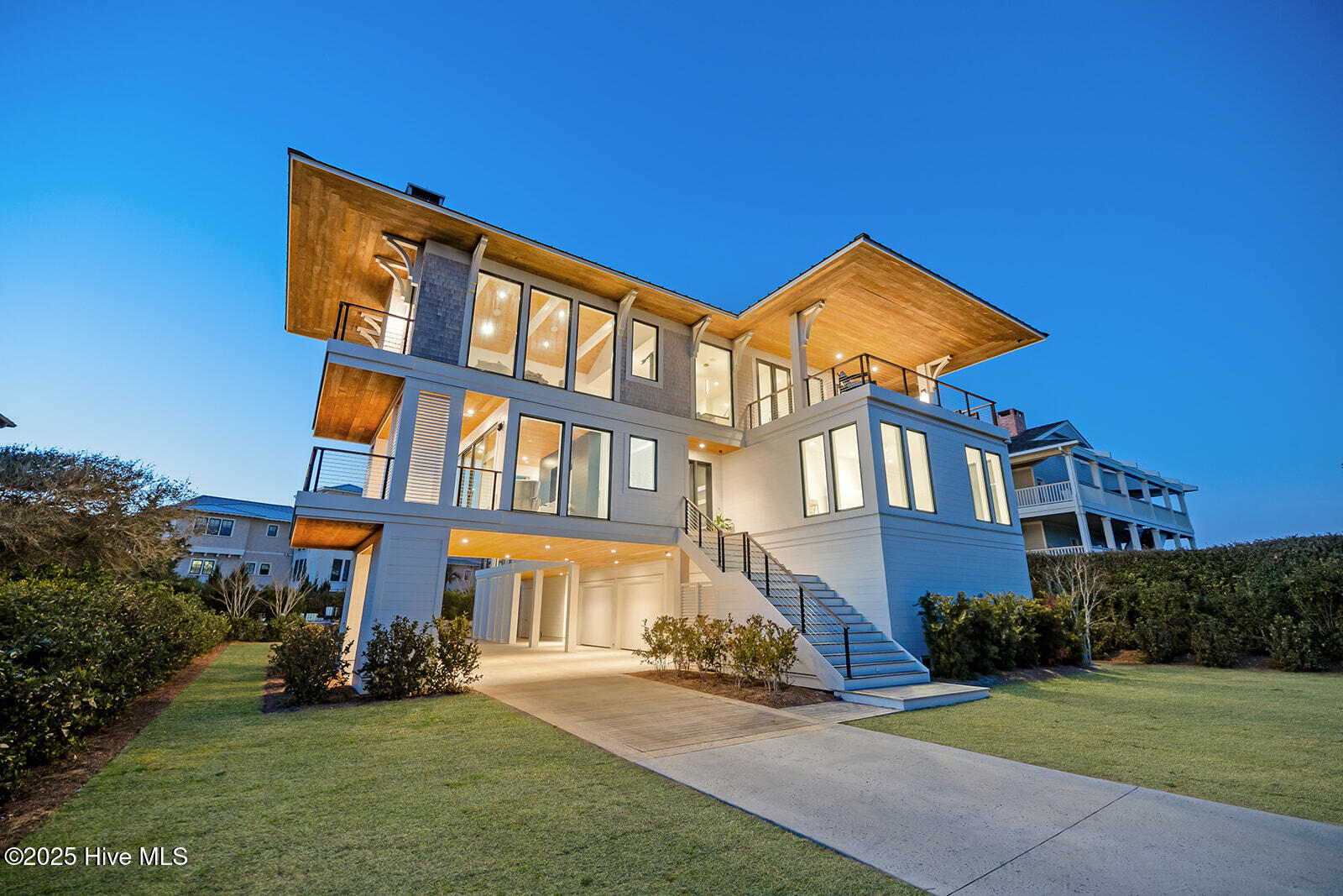507 Beach Road Property Photo