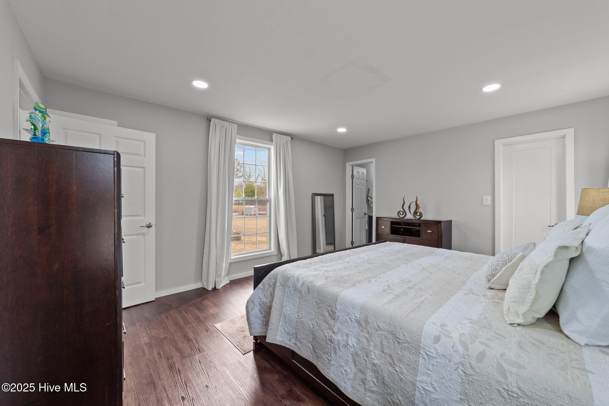 12021 Swamp Fox Highway Property Photo 19