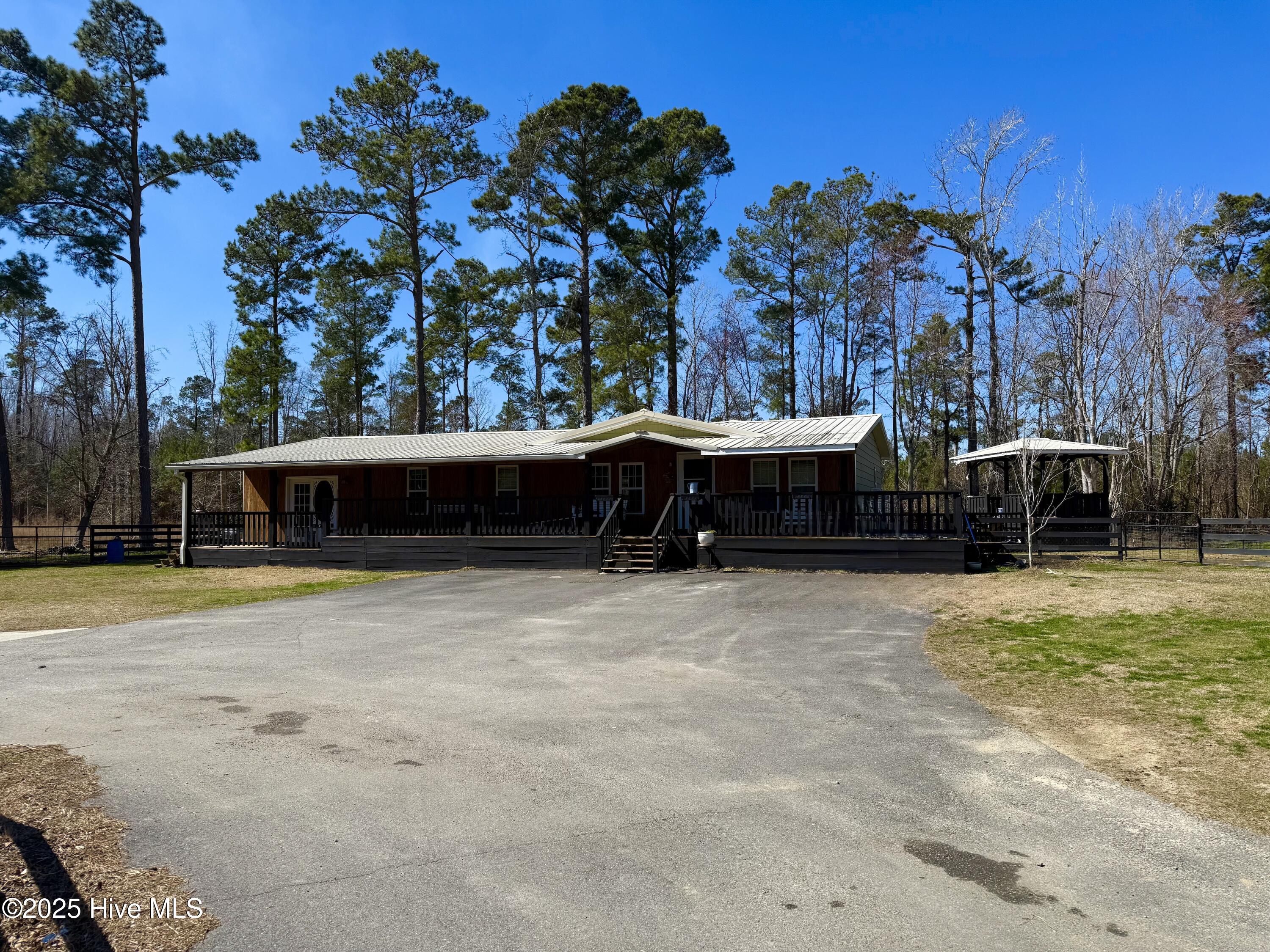 201 Deacon J W Griffin Boulevard Property Photo