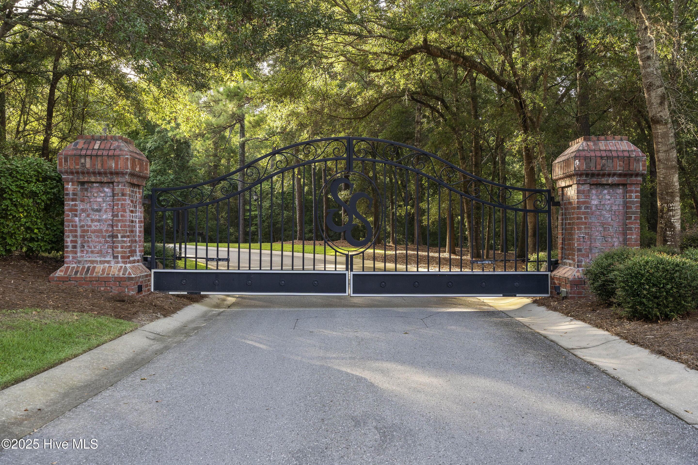 3651 Natchez Street Property Photo 9