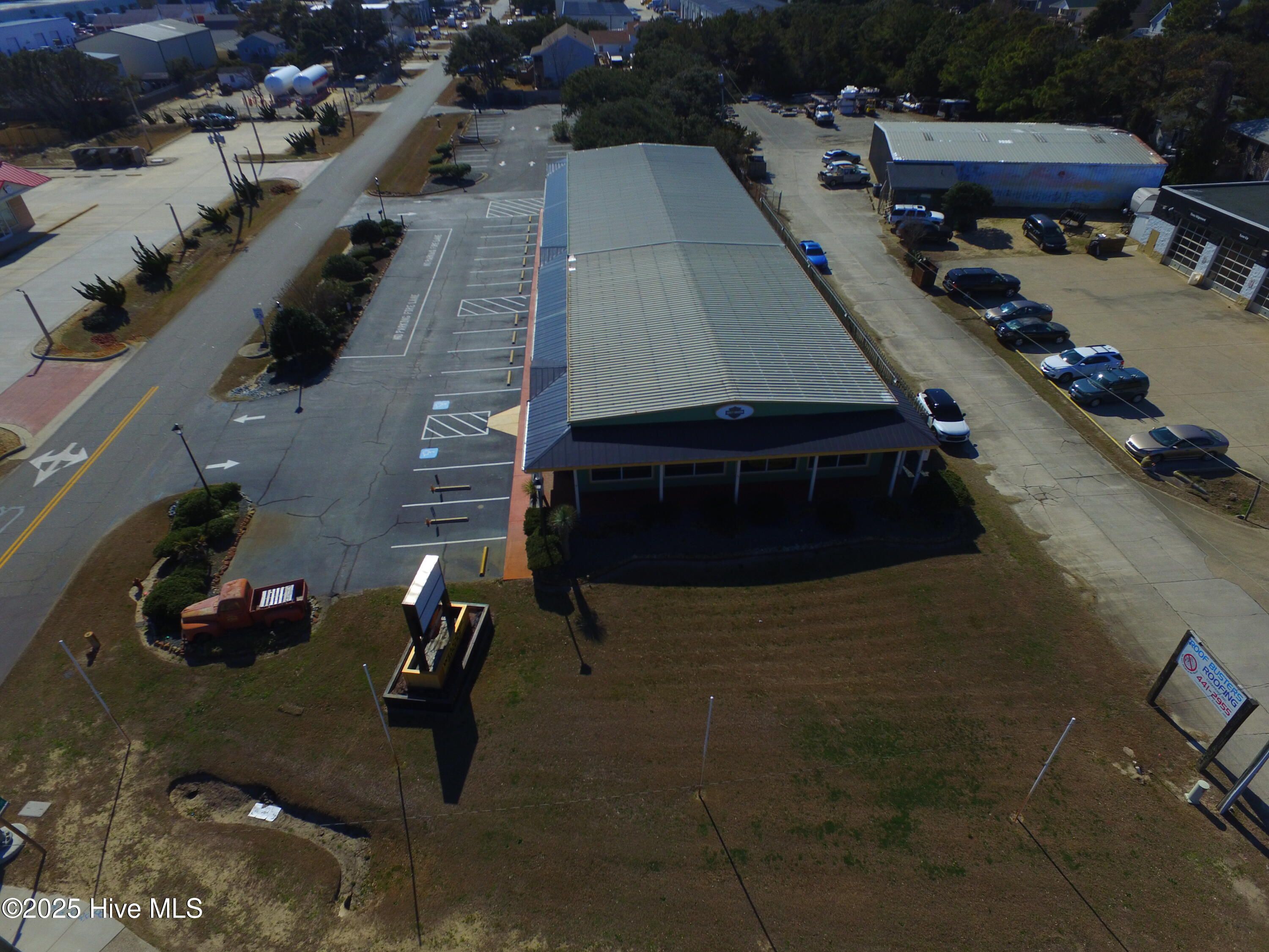 1808 S Croatan Highway Property Photo 46