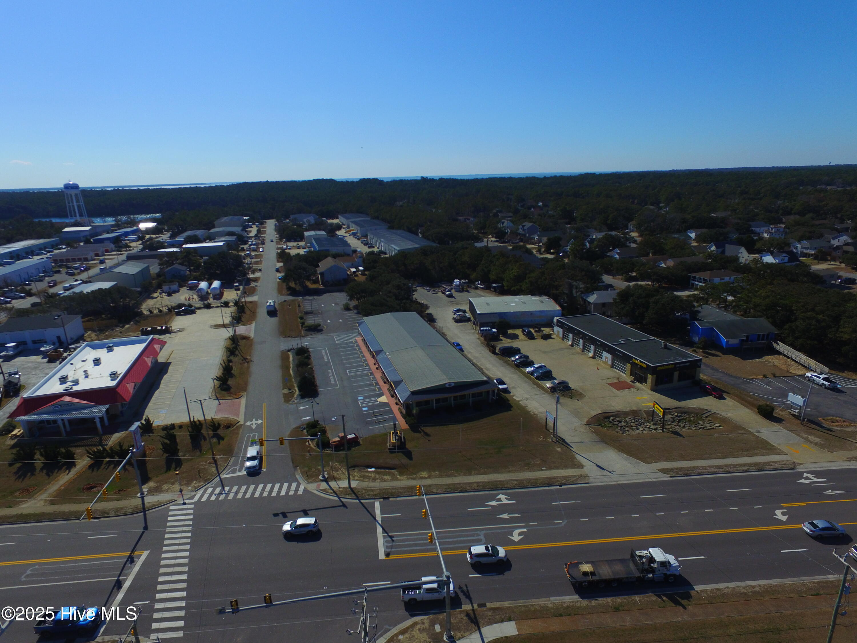 1808 S Croatan Highway Property Photo 49
